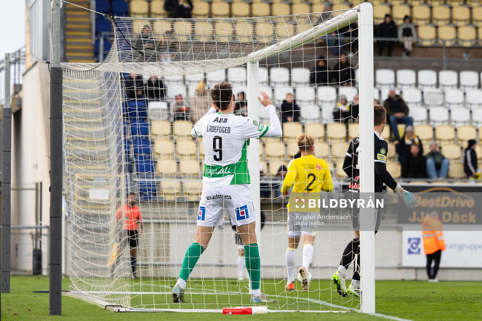 Västerås Mikkel Ladefoged deppar