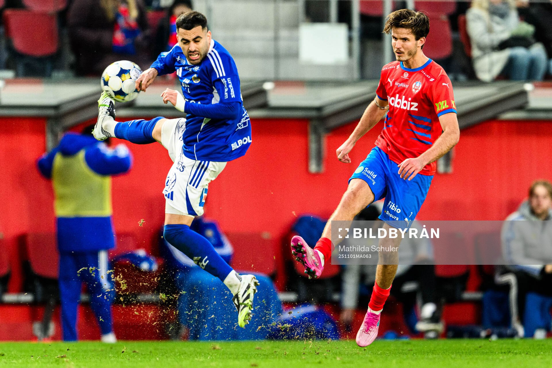 GIF Sundsvalls Marc Manchon och Helsingborgs Wilhelm Loeper
