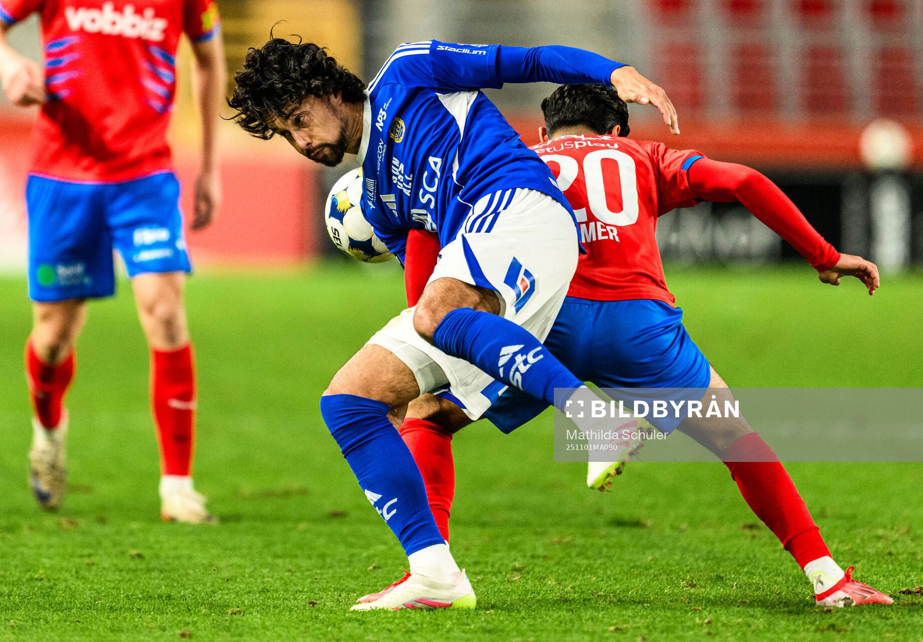 GIF Sundsvalls Monir Jelassi och Helsingborgs Baker Amer