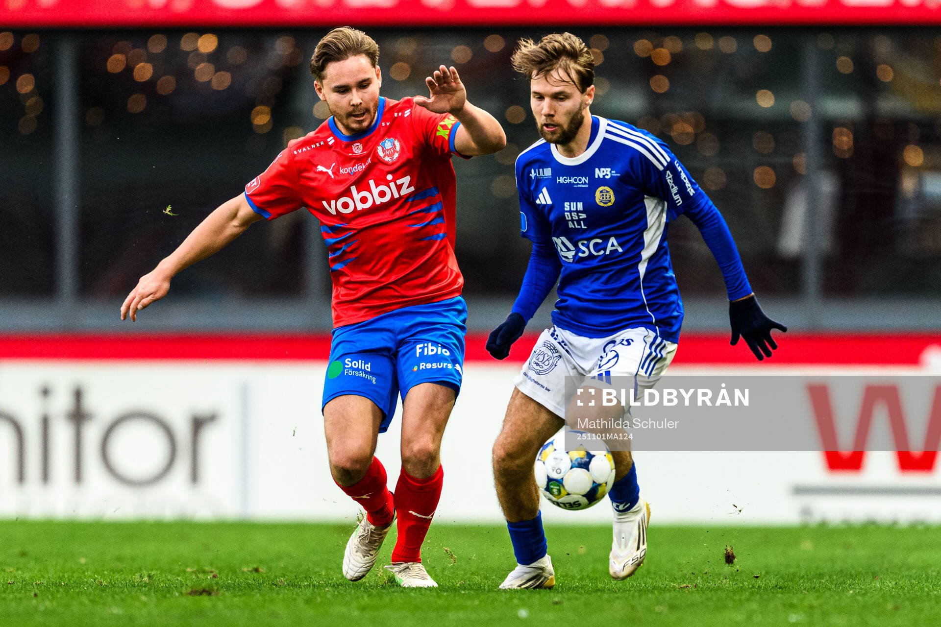 Helsingborgs Simon Bengtsson och GIF Sundsvalls Samuel