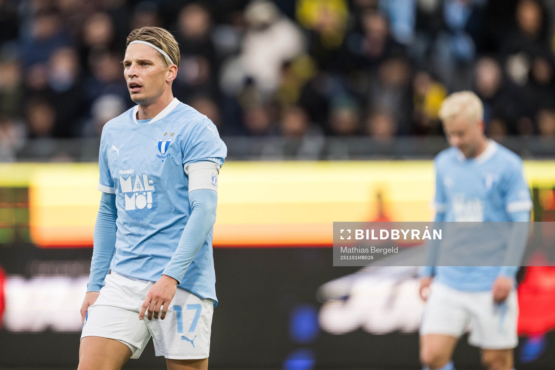 Malmö FFs Jens Stryger Larsen deppar
