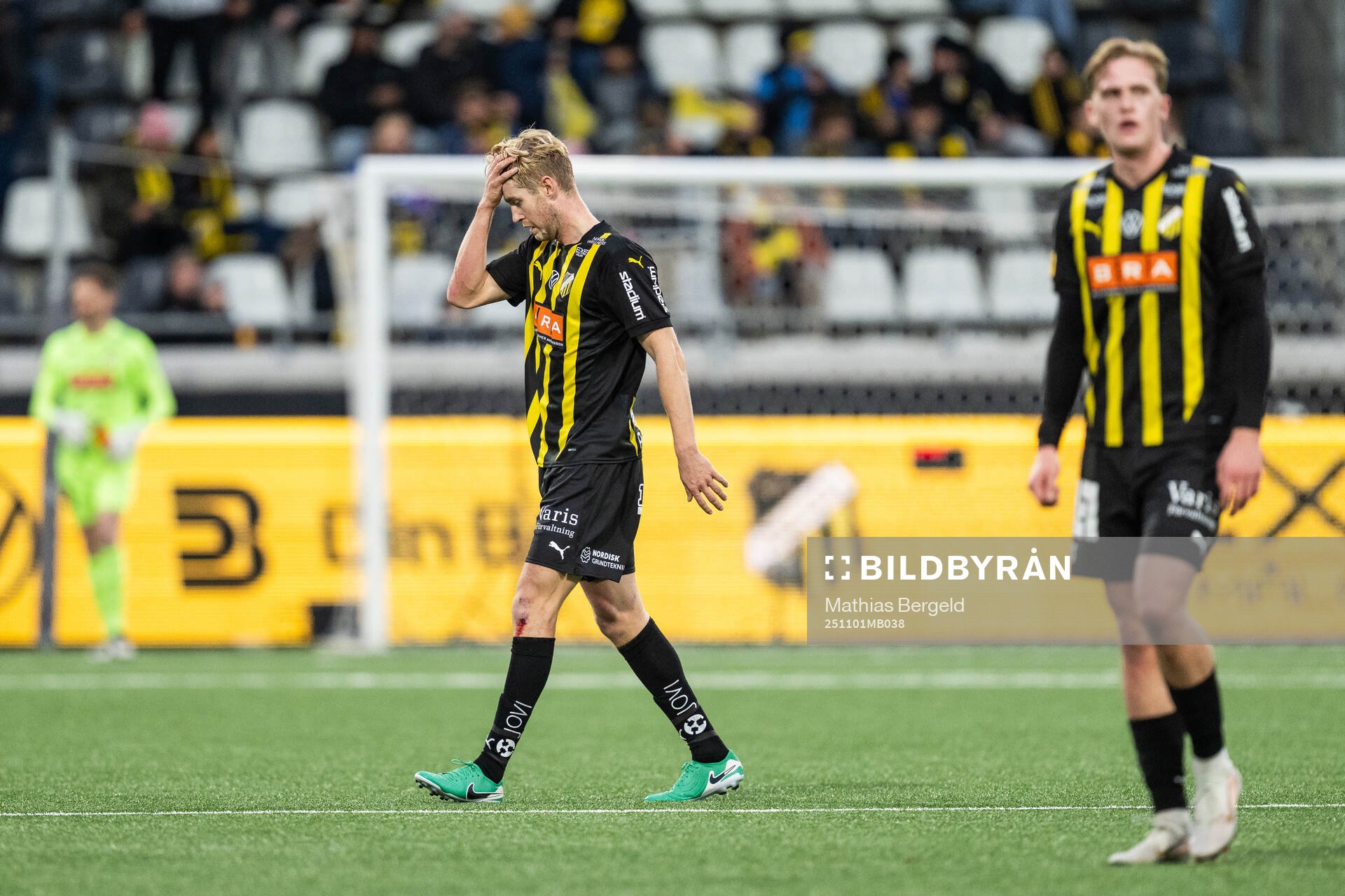 Häckens Filip Helander deppar