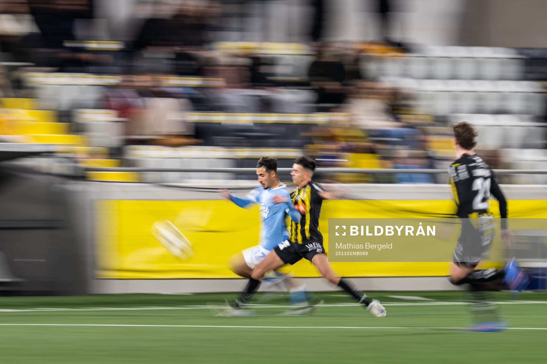 Malmö FFs Adrian Skogmar och Häckens Danilo Al-Saed