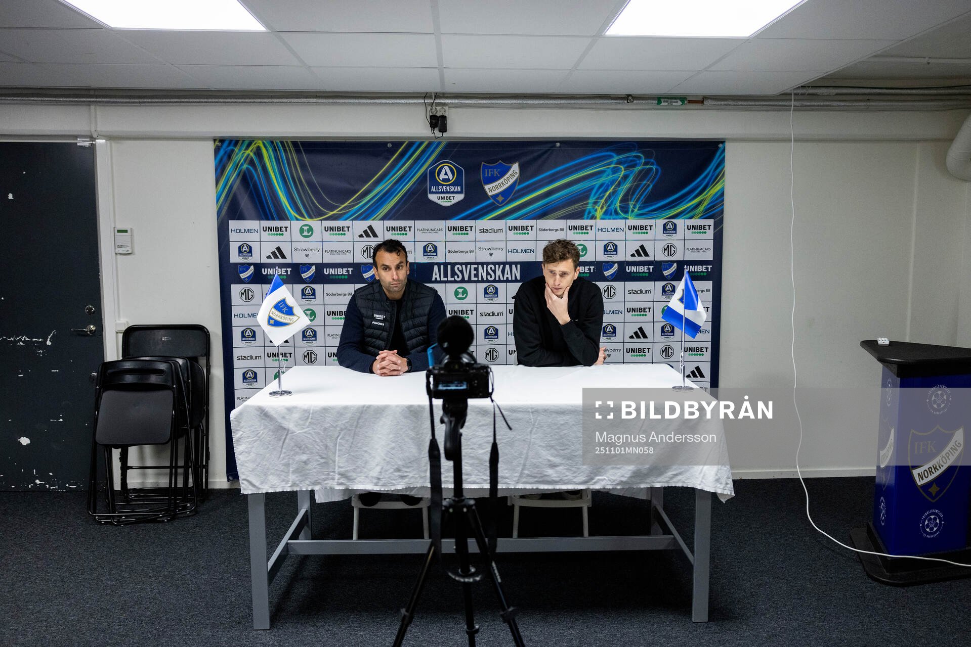Sirius tränare Andreas Engelmark och IFK Norrköpings