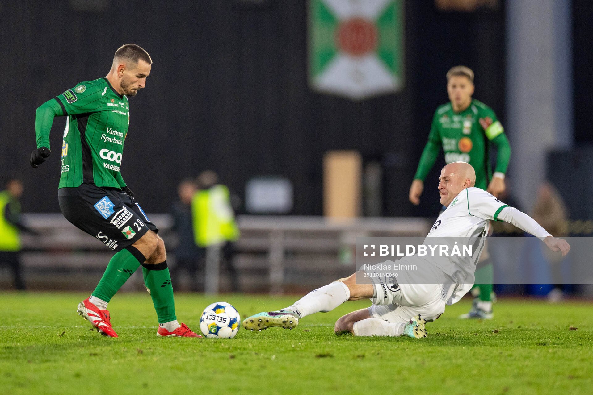 Varbergs Erion Sadiku och Brages Anton Lundin