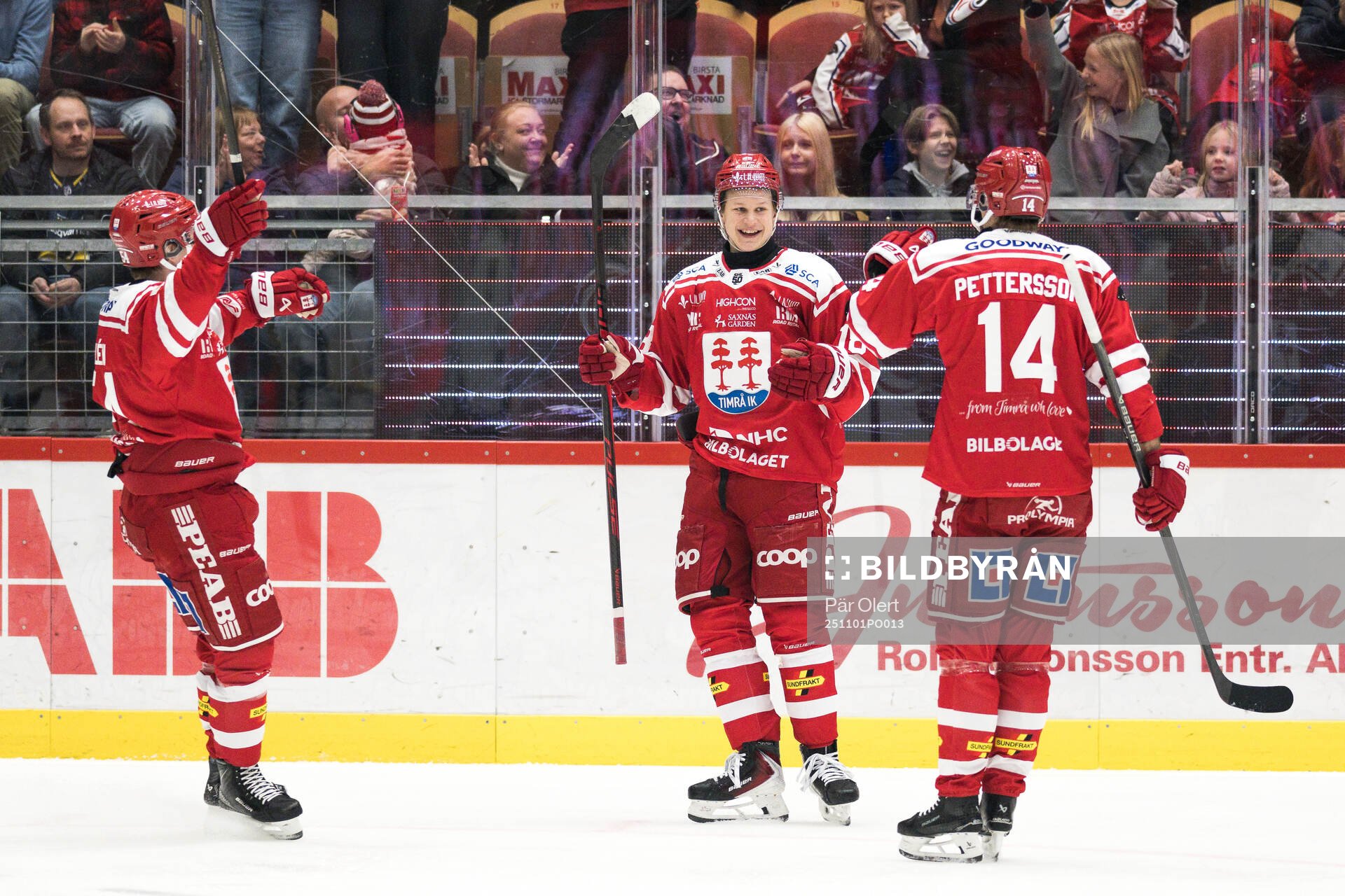 Timrås Eddie Genborg jublar