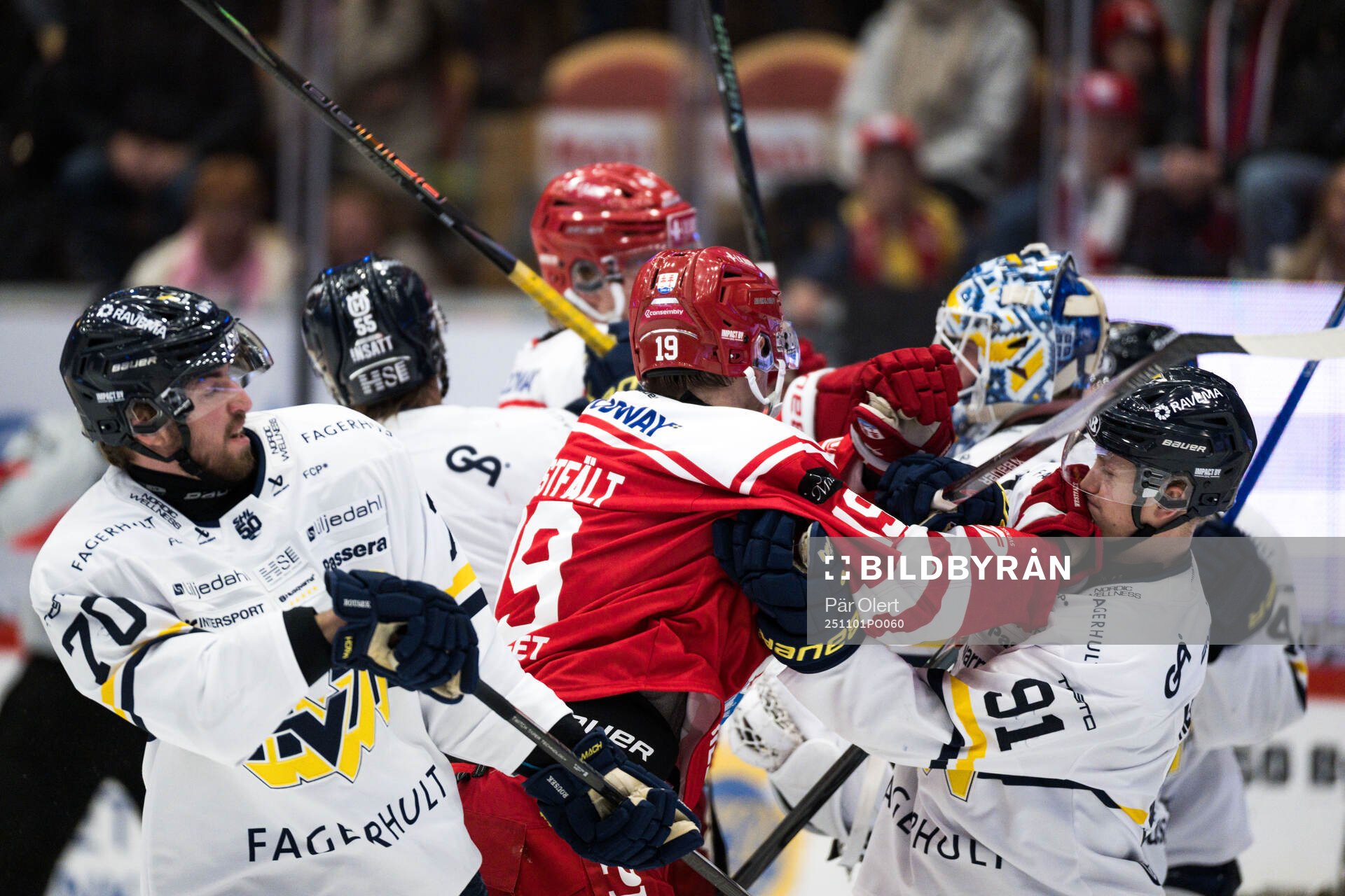 Timrås Marcus Westfält och HV71s Aleksi Heponiemi
