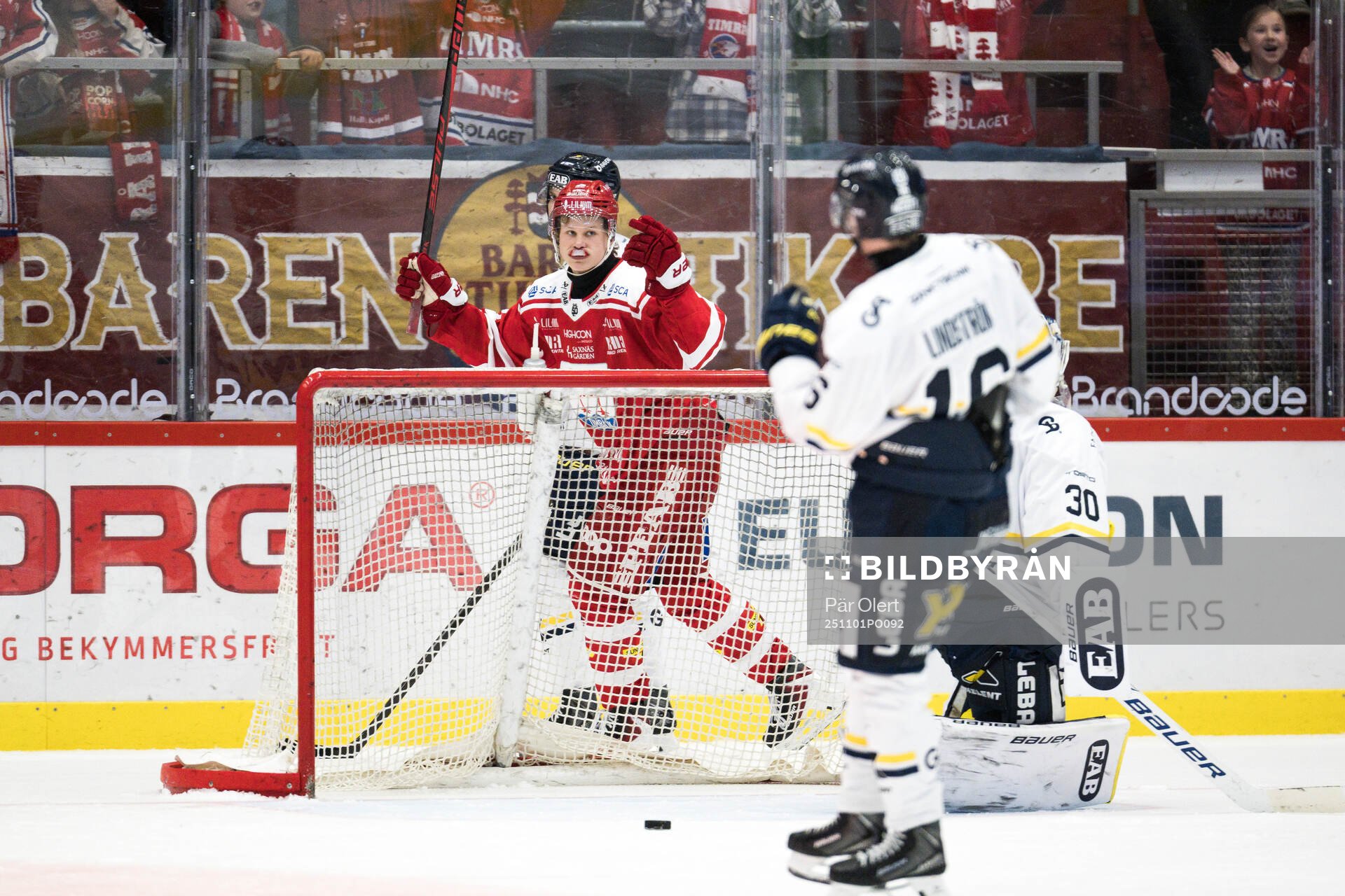Timrås Eddie Genborg jublar