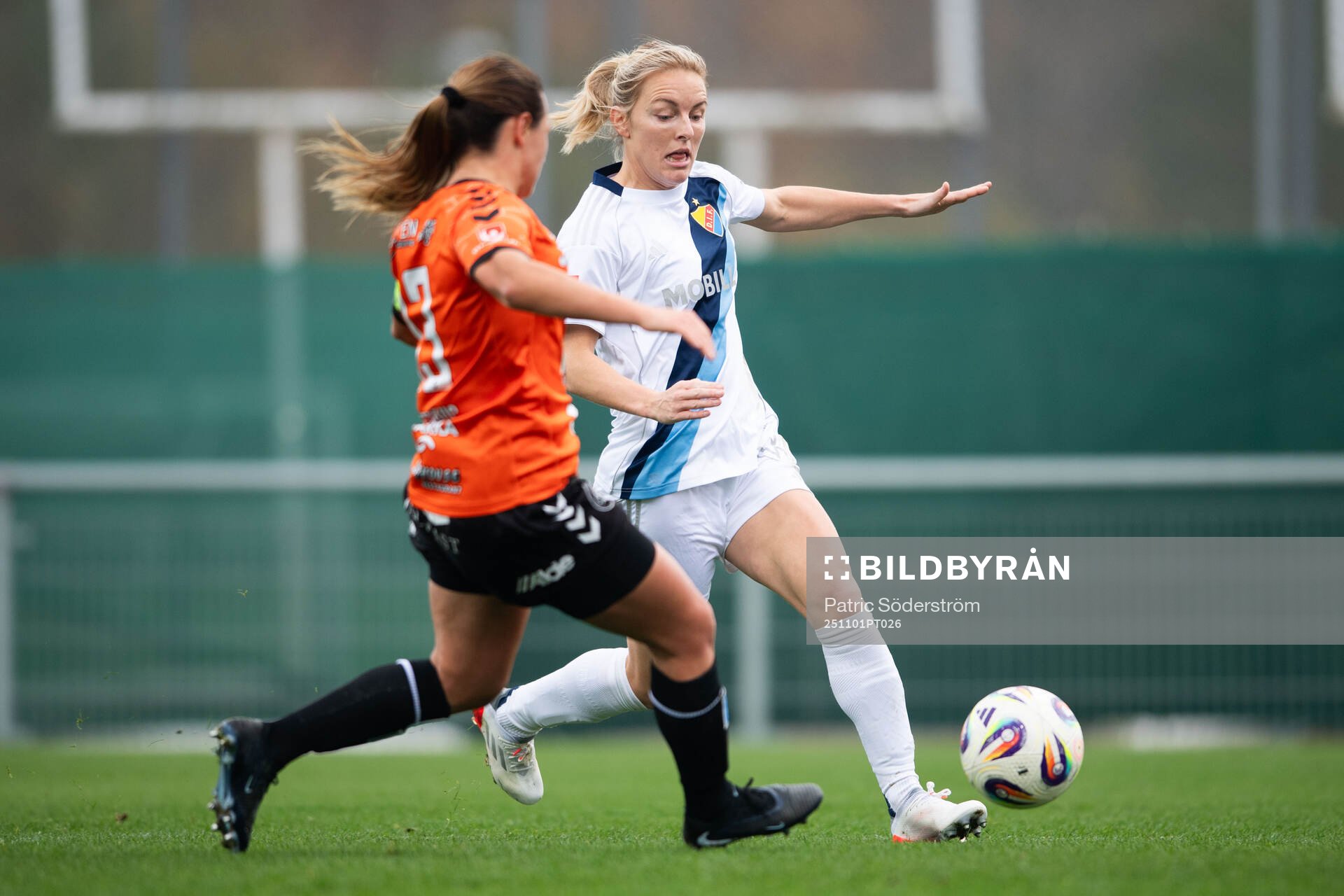 Kristianstads Emma Petrovic och Djurgårdens Mimmi