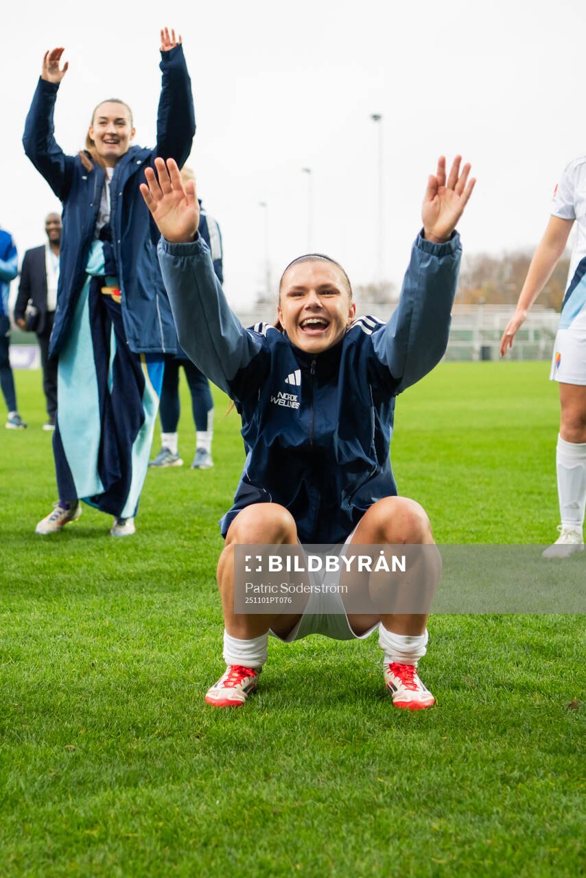 Djurgårdens Alexsandra Lobanova jublar