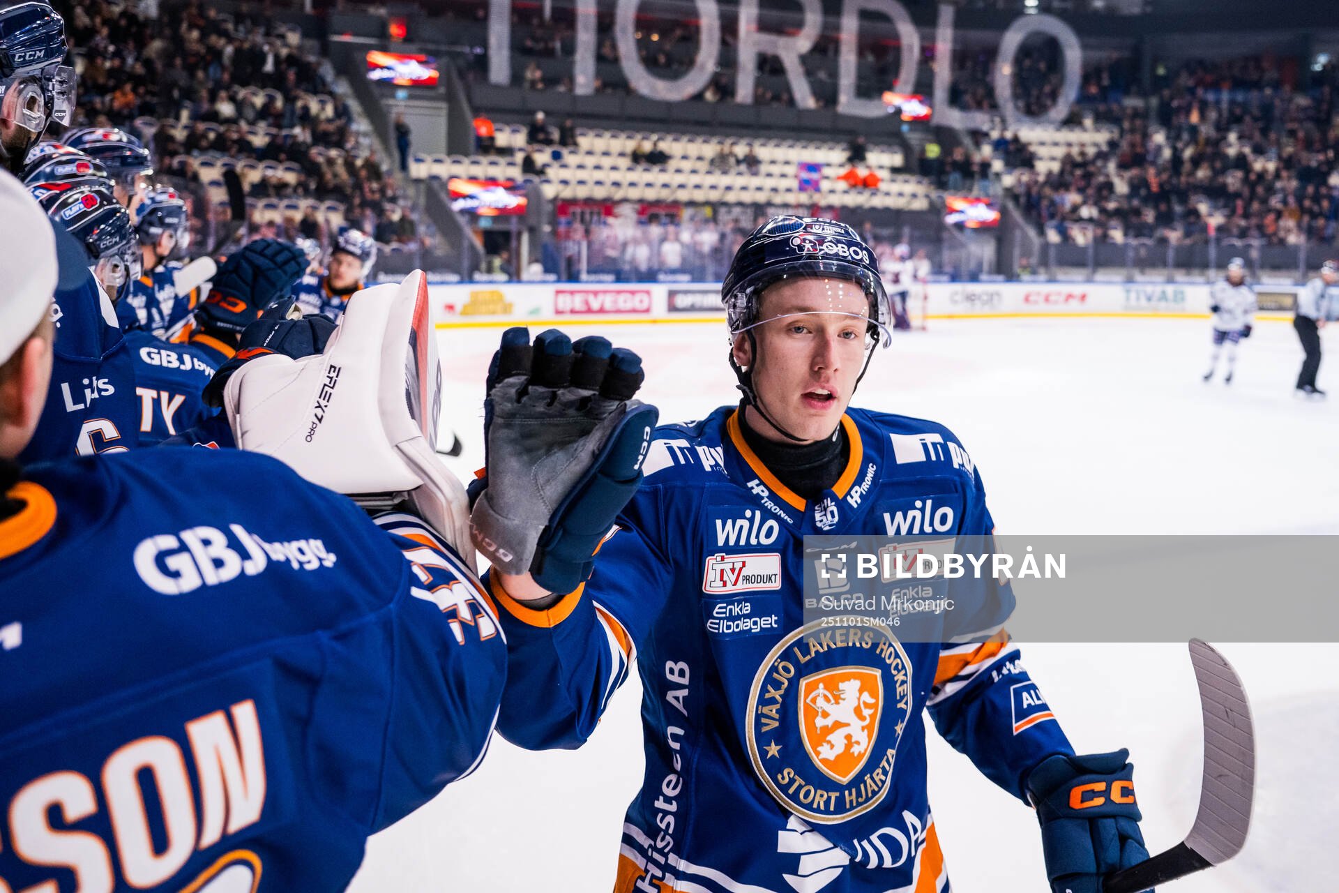 Växjös Kalle Kratz jublar