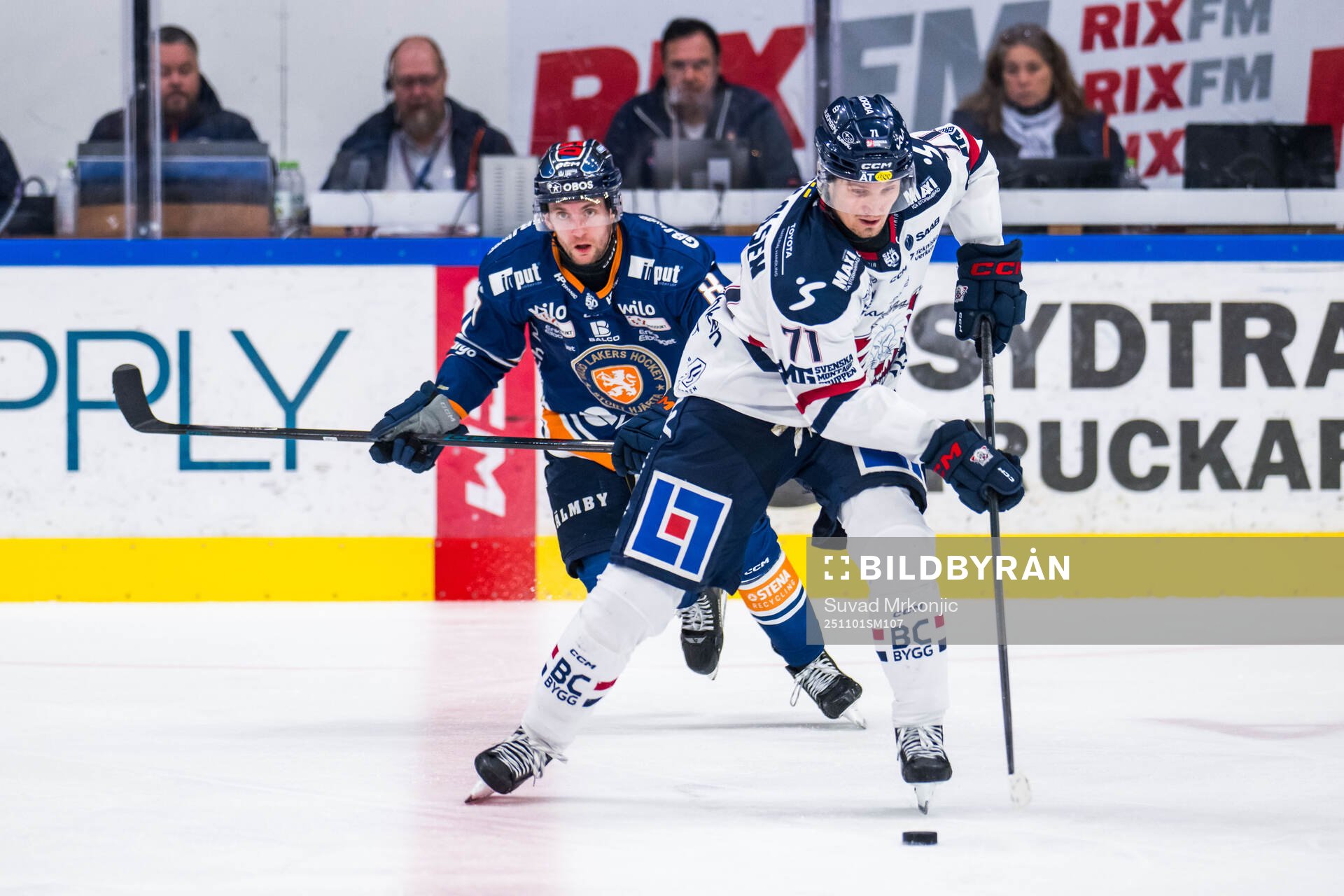Växjös Zachary Giuttari och Linköpings Eskild Bakke Olsen