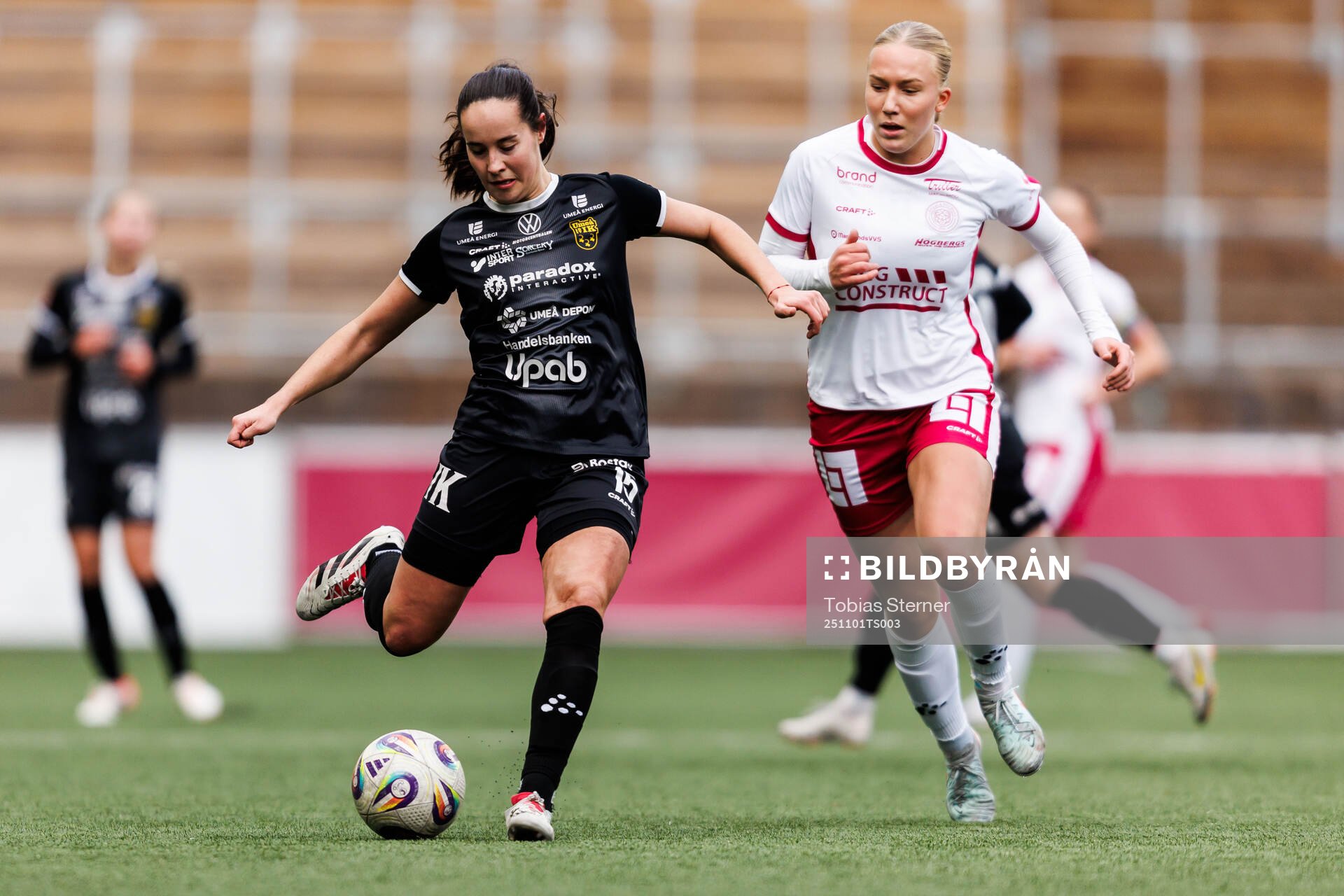 Umeås Cassandra Larsson och IK Uppsalas Thindra Mattsson