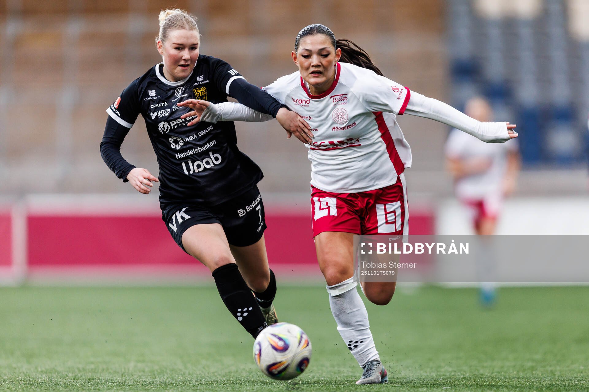 Umeås Cecilia Ek och IK Uppsalas Amelia Olofsson