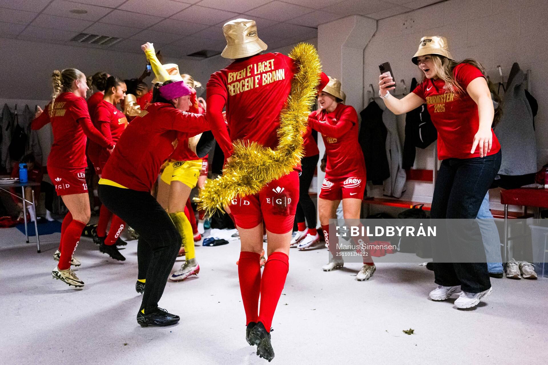 Players of Brann celebrates