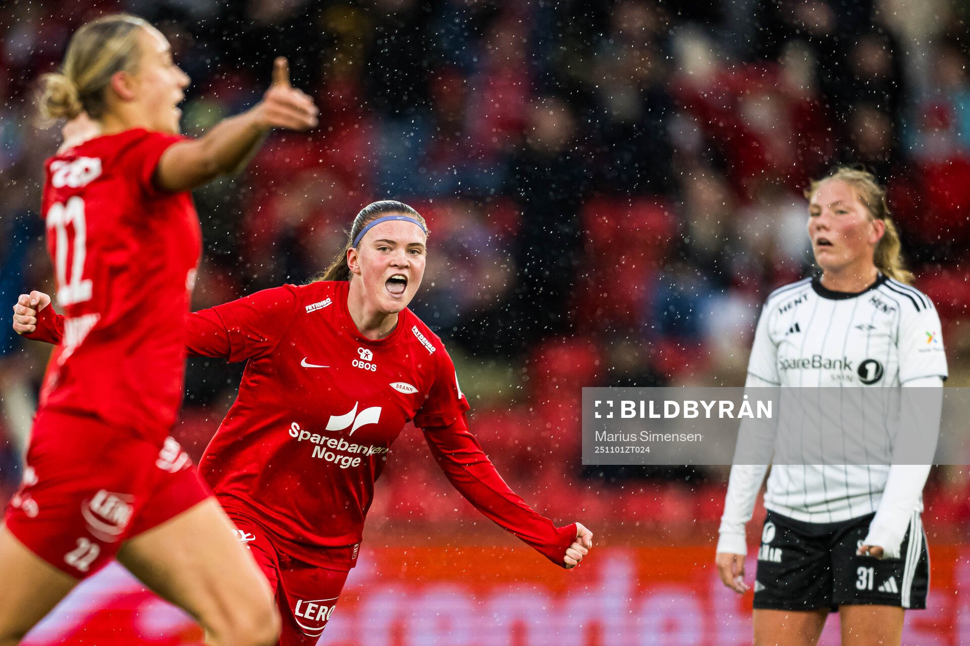 Signe Gaupset of Brann celebrates