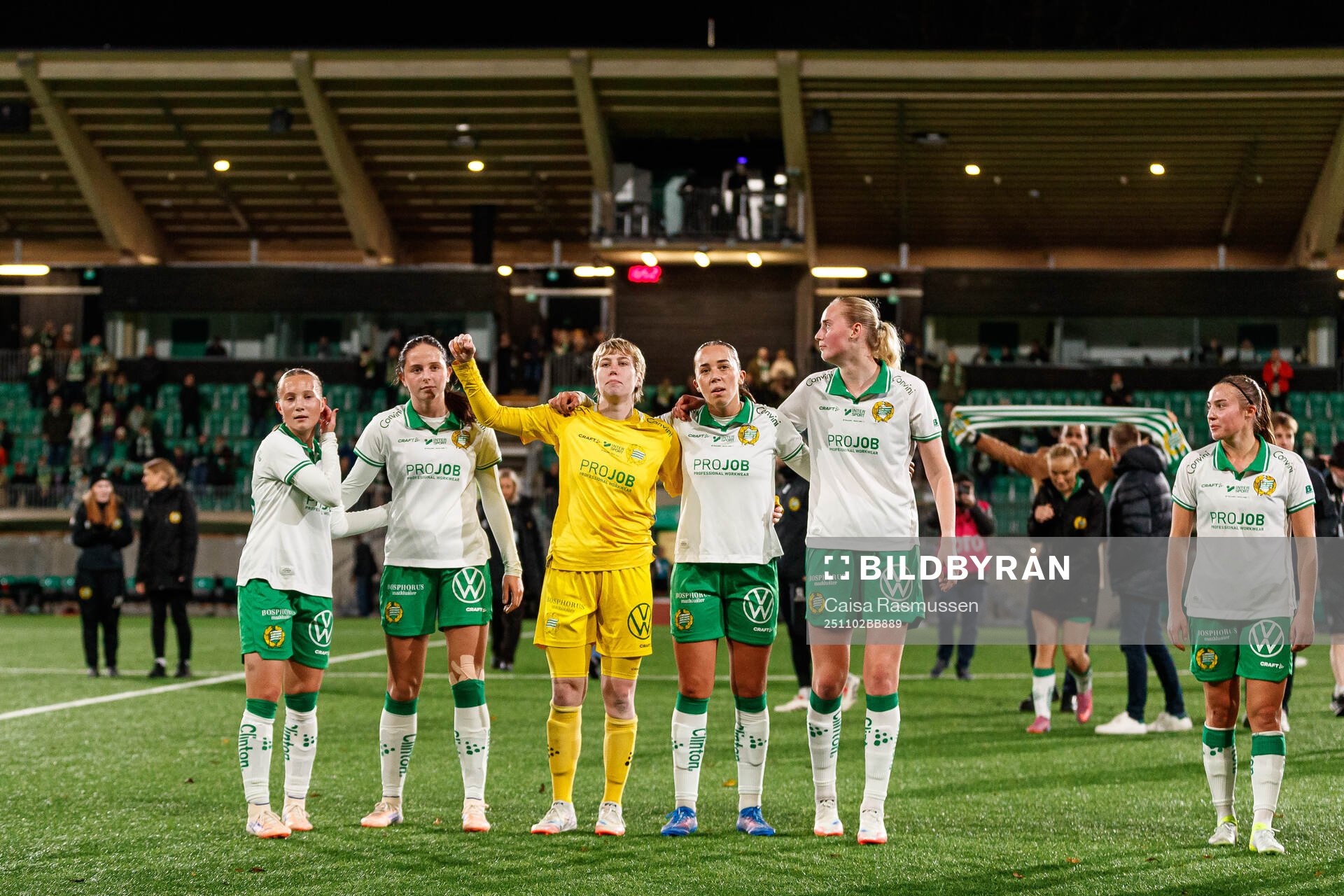 Hammarbys spelare jublar