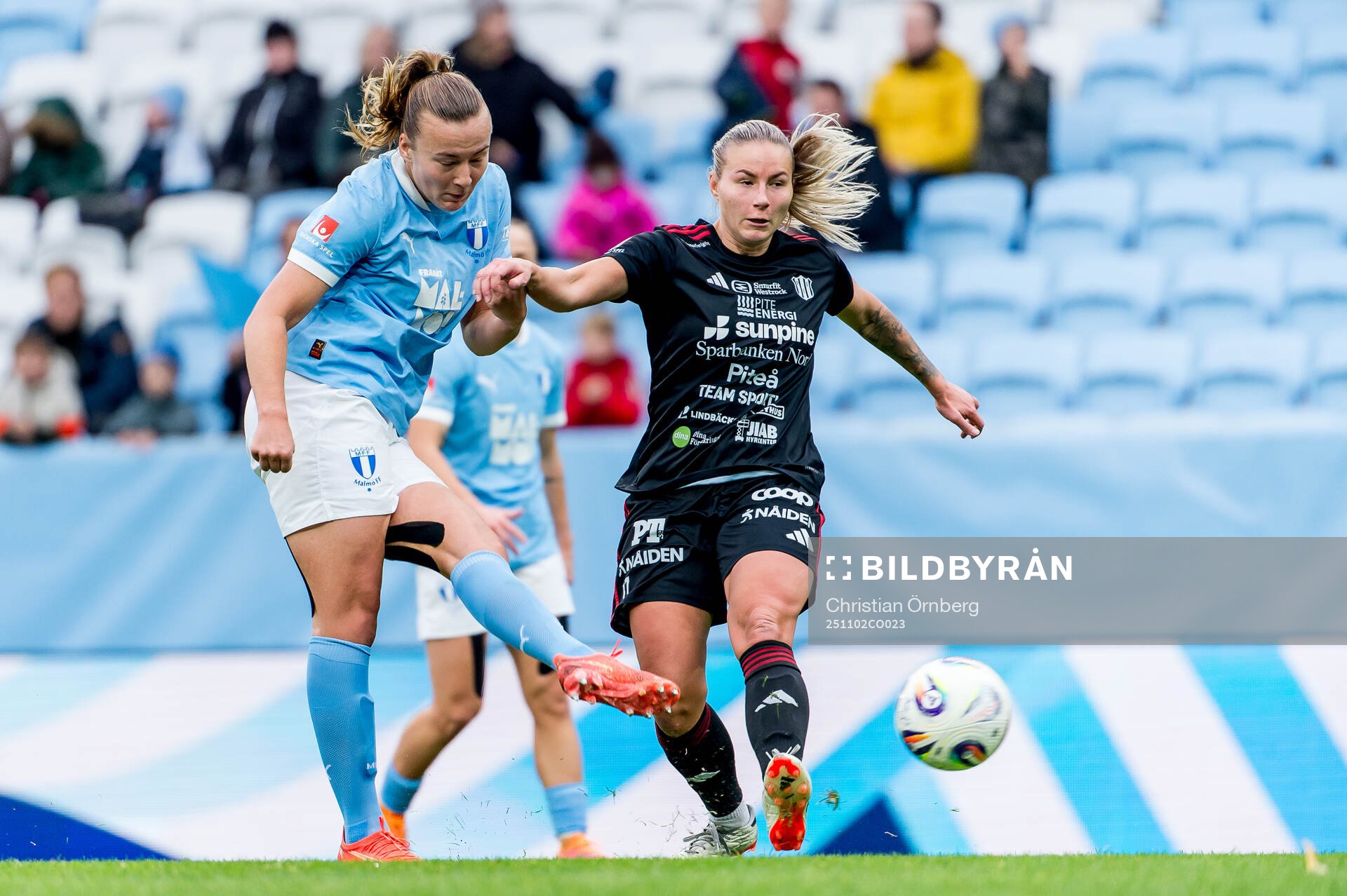 Malmö FFs Sara Kanutte Sørensen Fornes och Piteås Selina