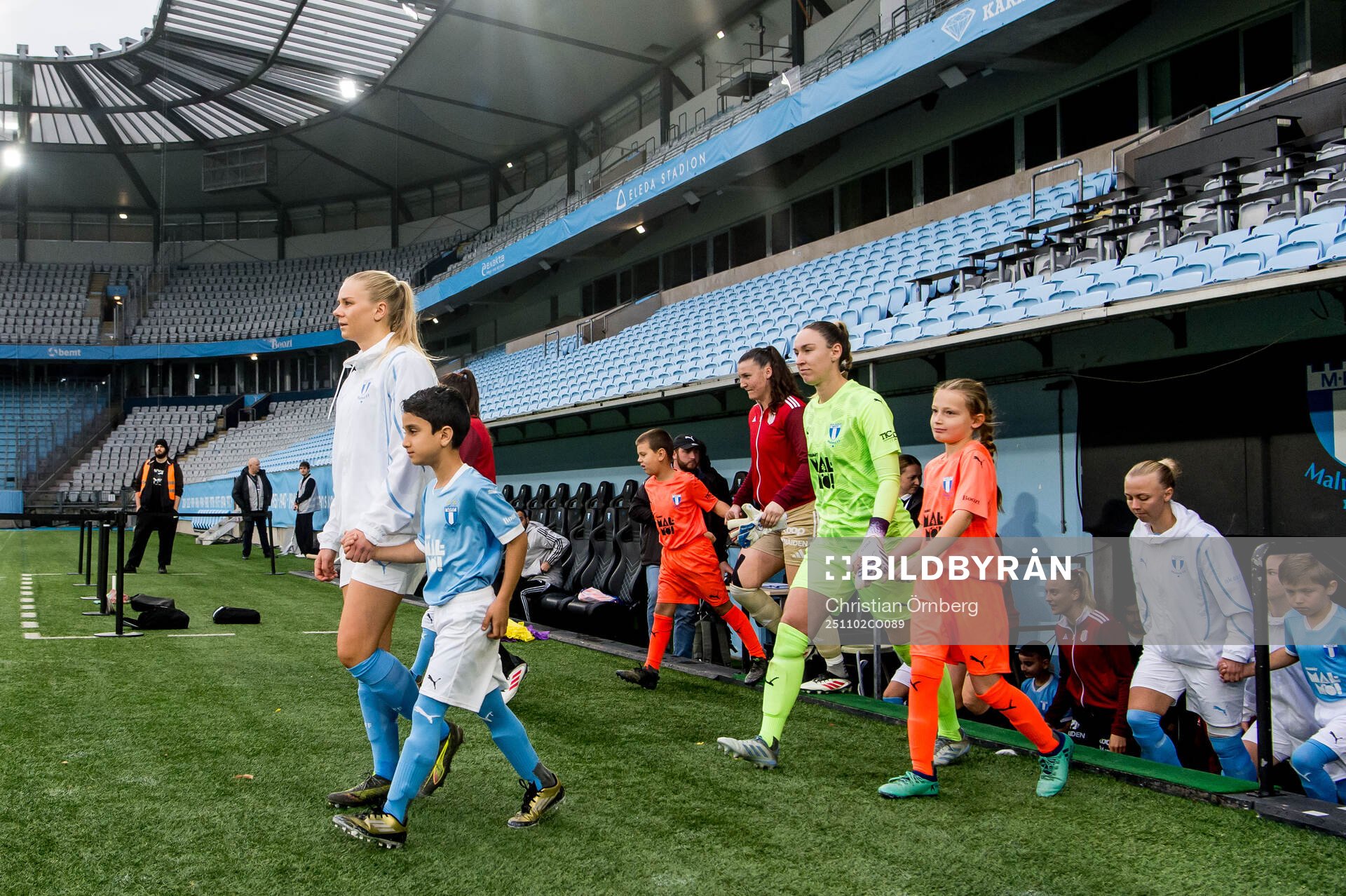 Malmö FFs Nellie Lilja och målvakt Moa Öhman