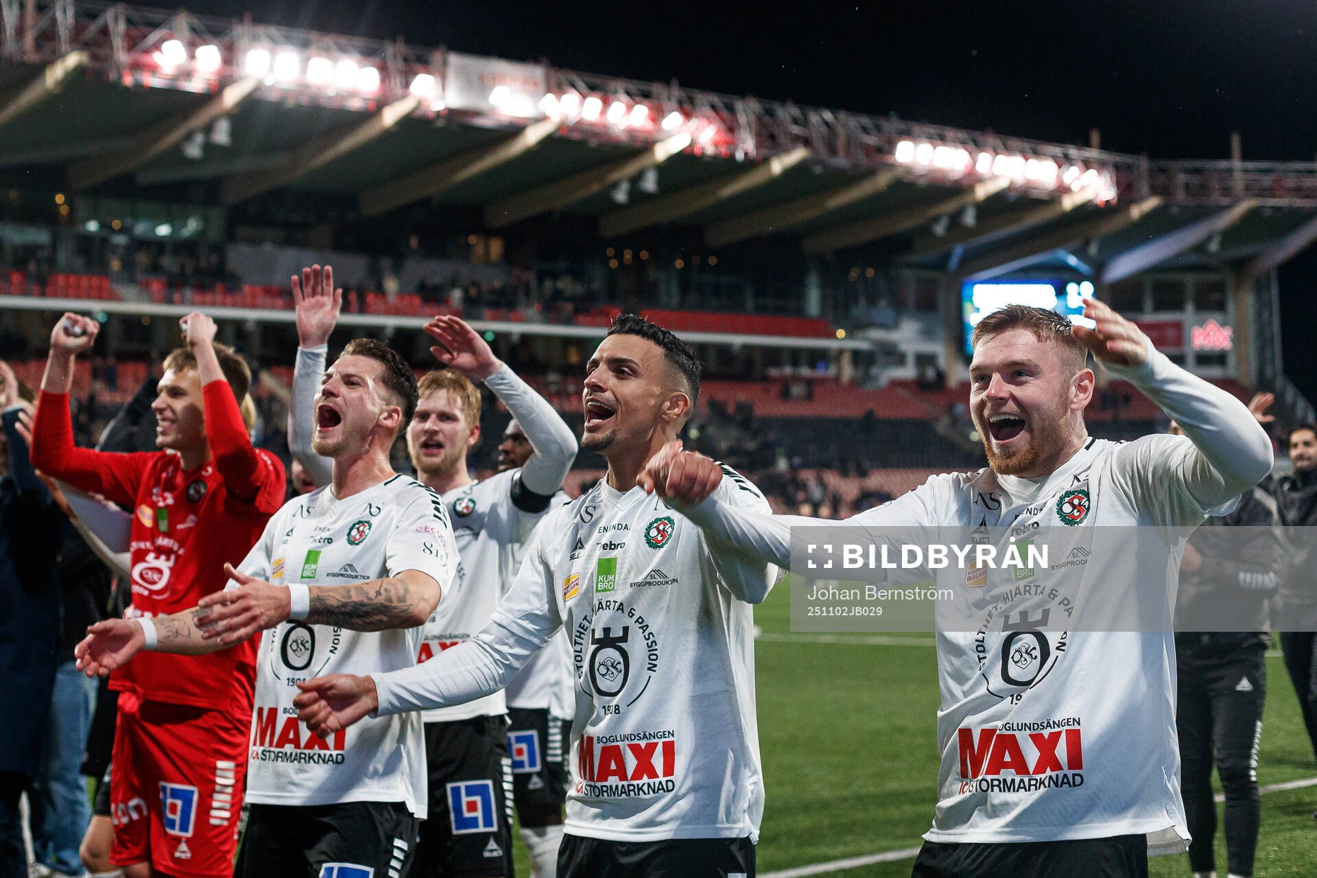 Örebros målvakt Jakub Ojrzynski, Samuel Kroon, Ahmed