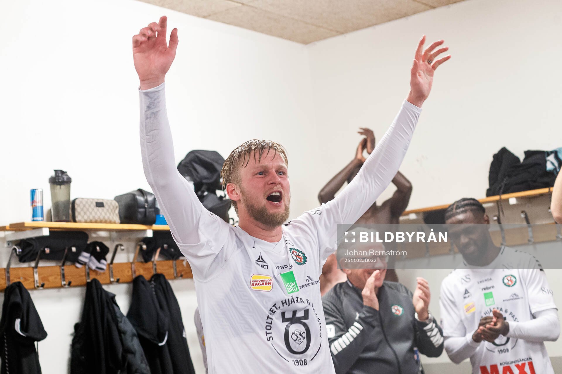 Örebros Karl Holmberg jublar