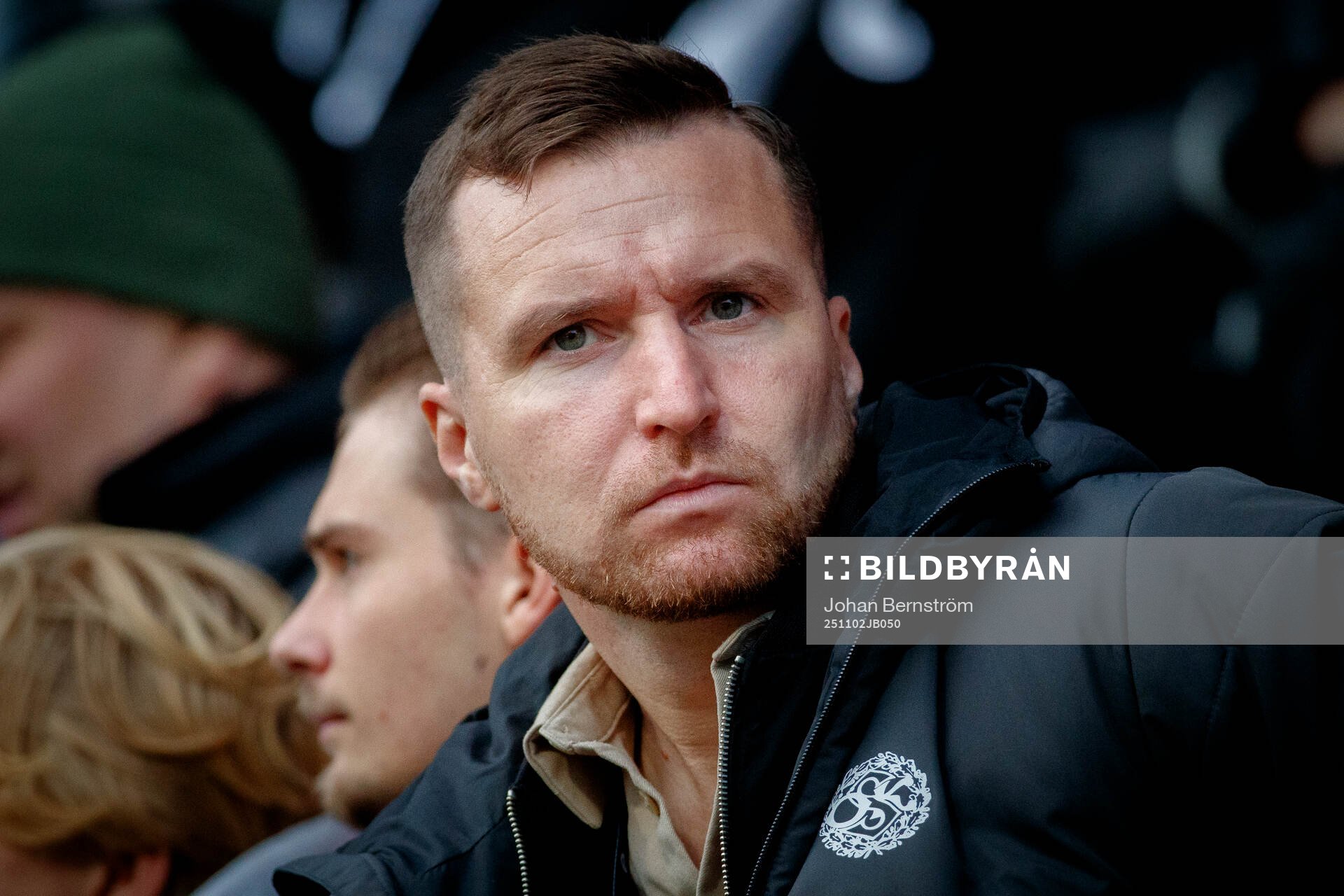 Örebros sportchef Enes Ahmetovic på läktaren