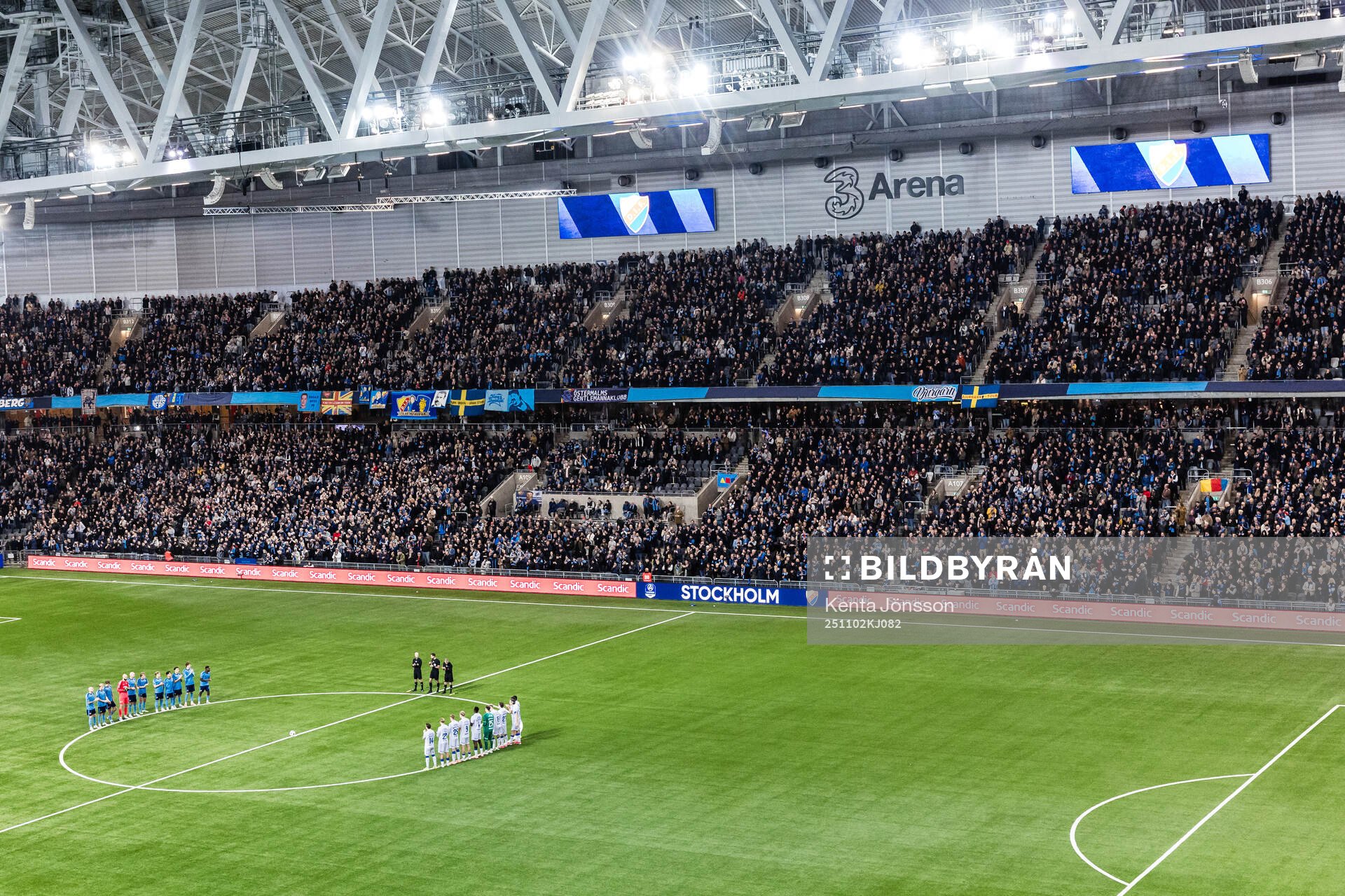 3Arena med Djurgårdens och IFK Göteborgs spelare