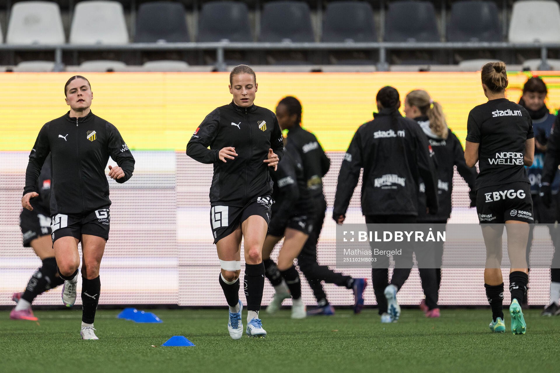 Häckens Hanna Wijk och Anna Anvegård