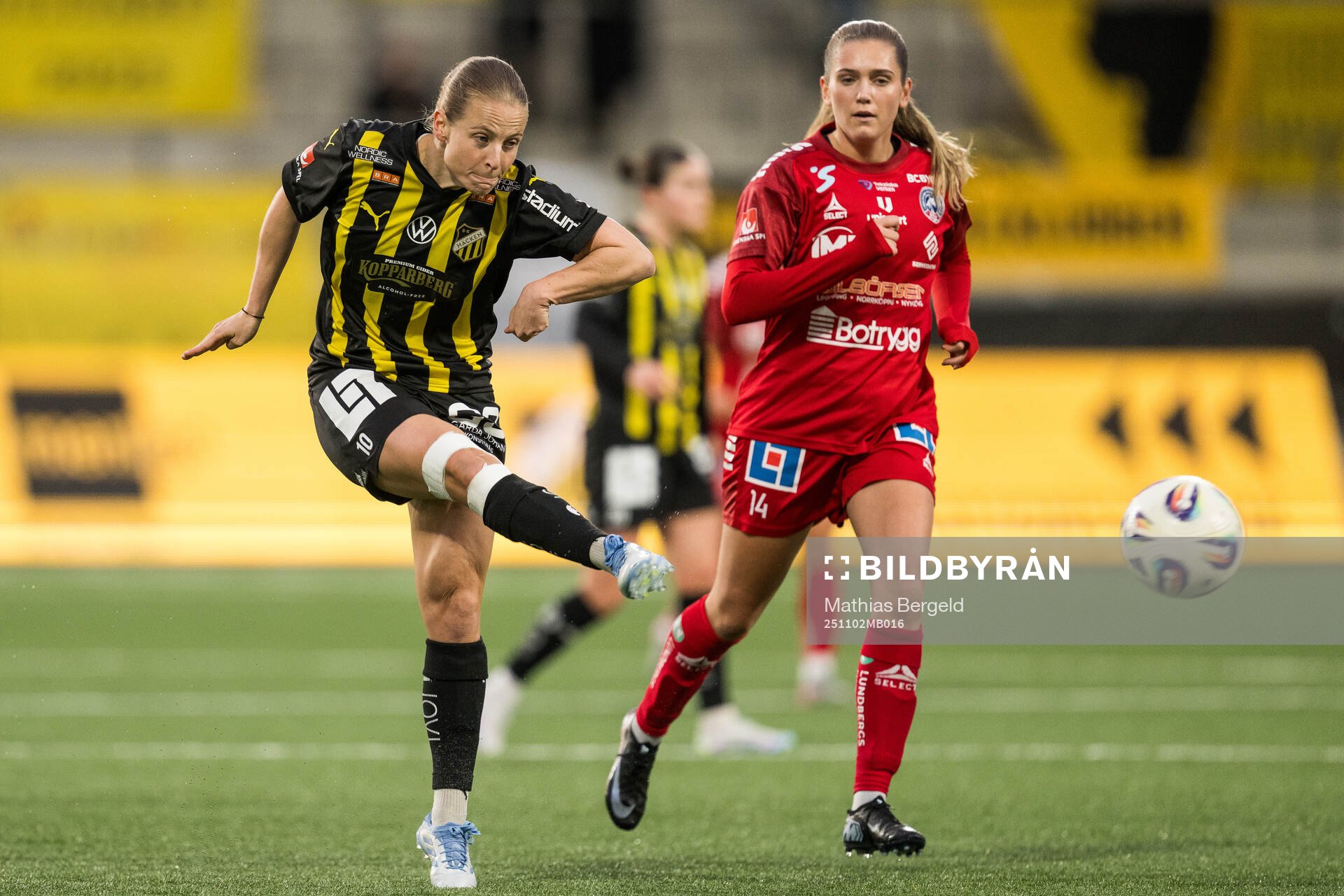 Häckens Anna Anvegård och Linköpings Irene Dirdal