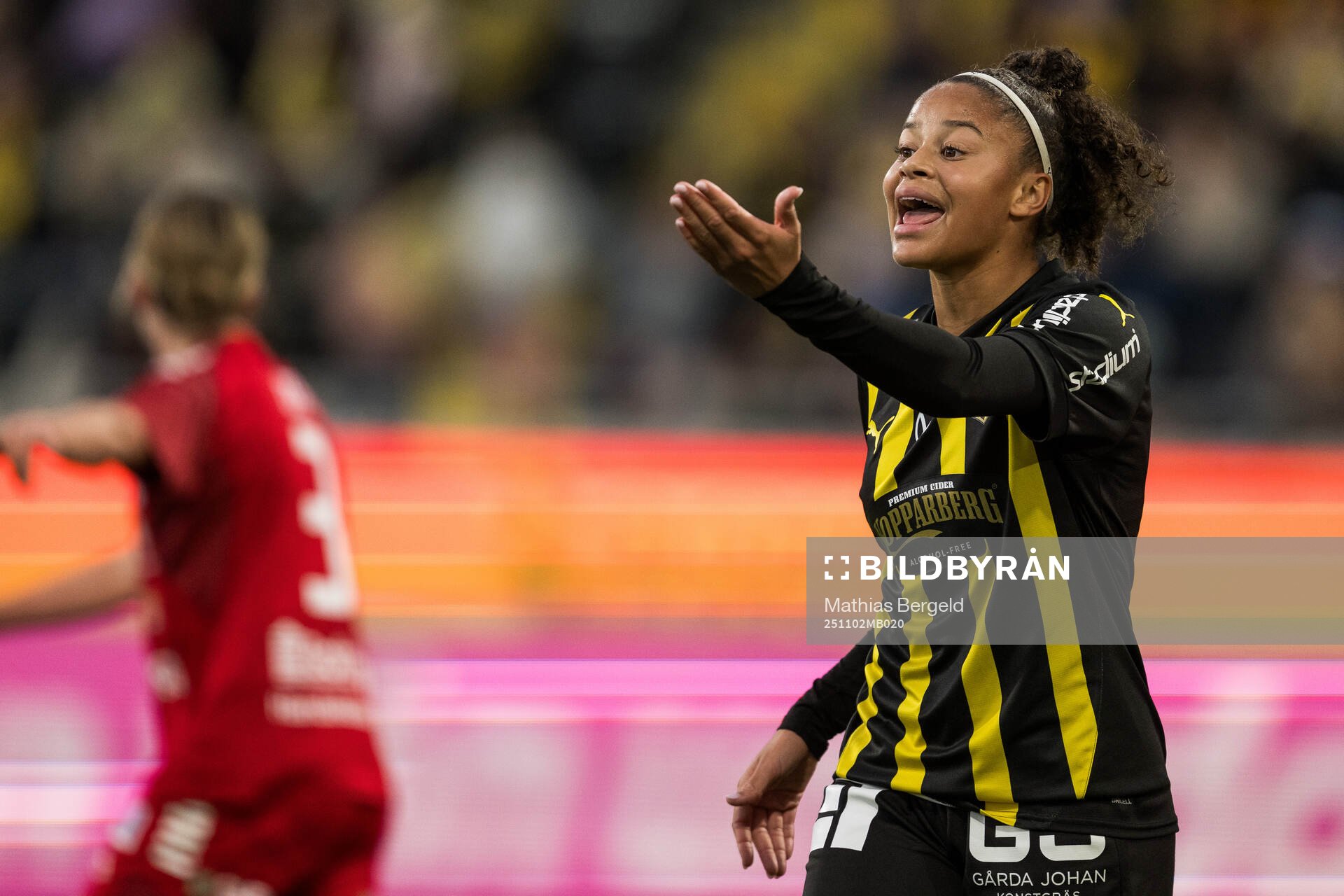 Häckens Felicia Schröder reagerar
