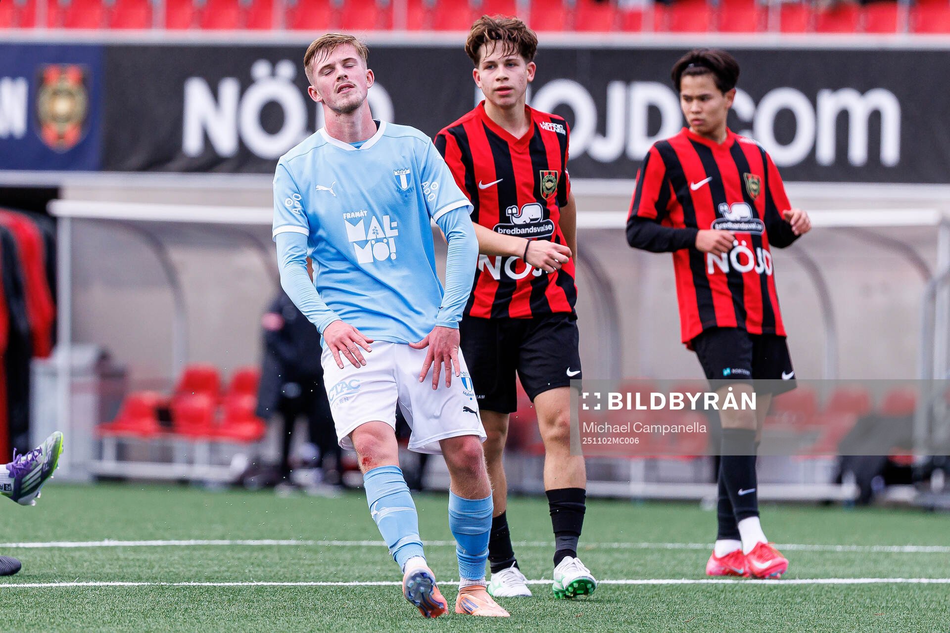 Malmö FFs Emilijan Andersson deppar