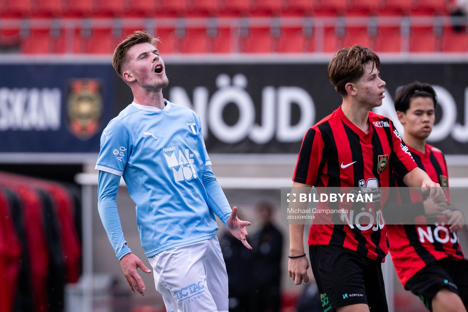 Malmö FFs Emilijan Andersson deppar
