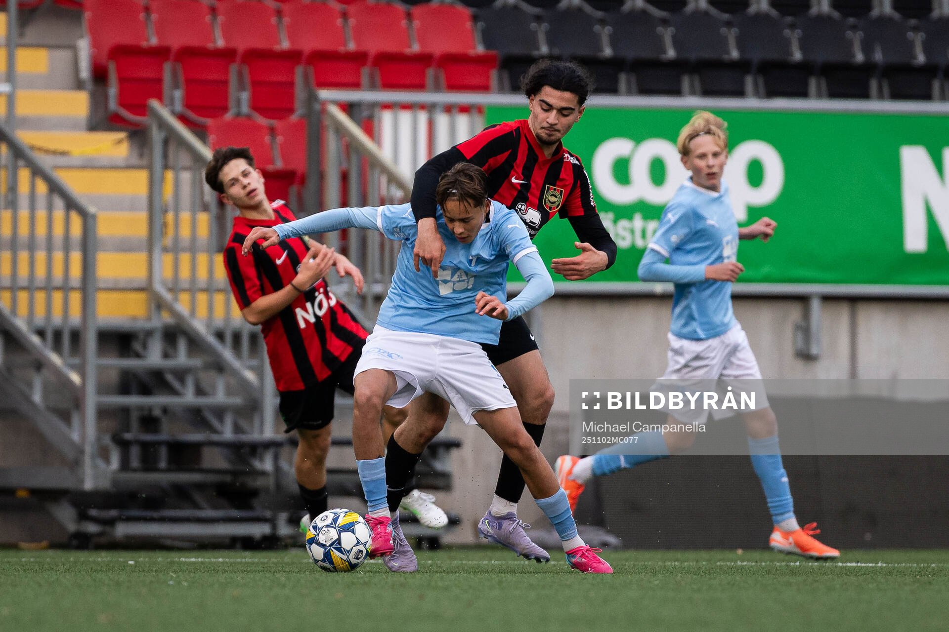 Malmö FFs Vidar Skoglund och Brommapojkarnas Nijat