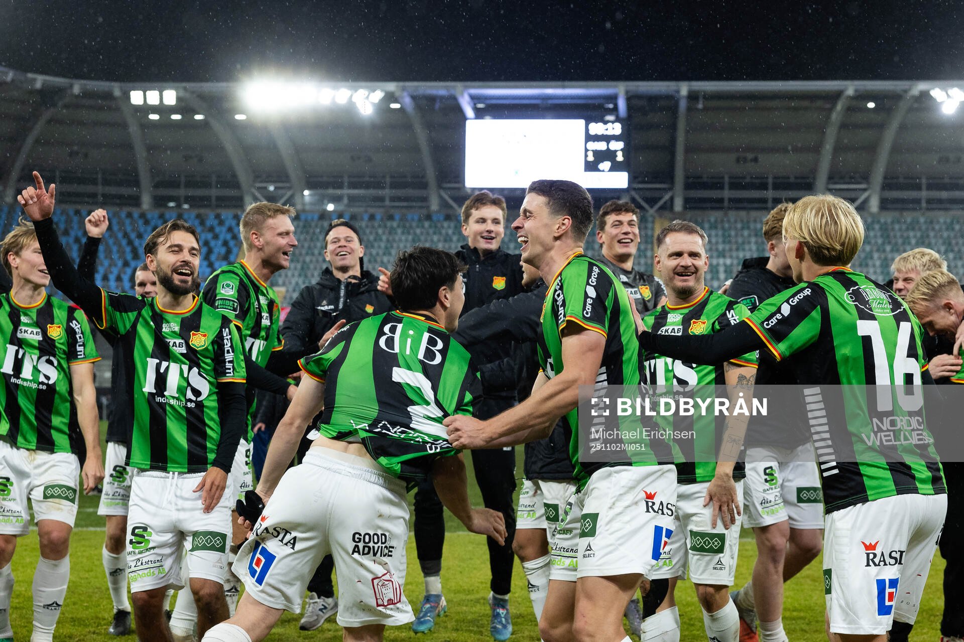 GAIS spelare jublar