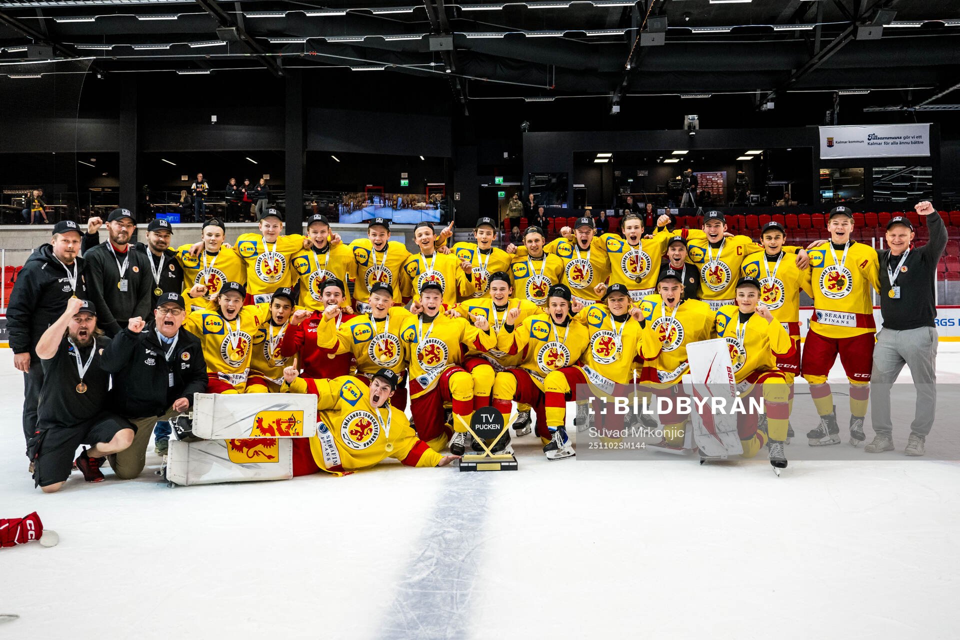 Smålands spelare jublar
