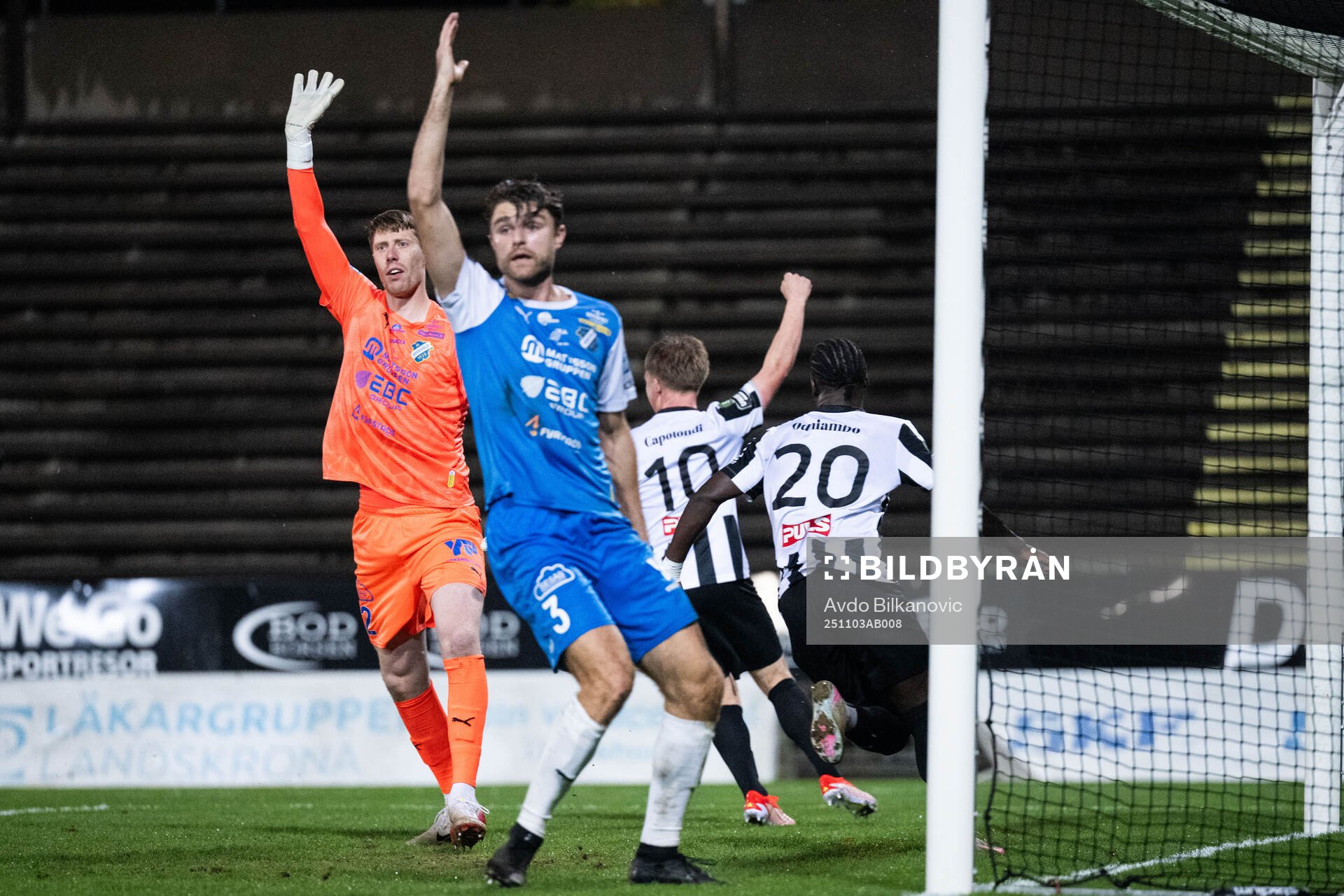 Oddevolds målvakt Morten Sætra och Erik Hedenquist