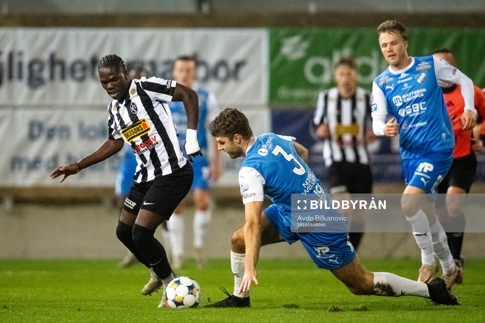 Landskronas Xavier Odhiambo mot Oddevolds Erik Hedenquist