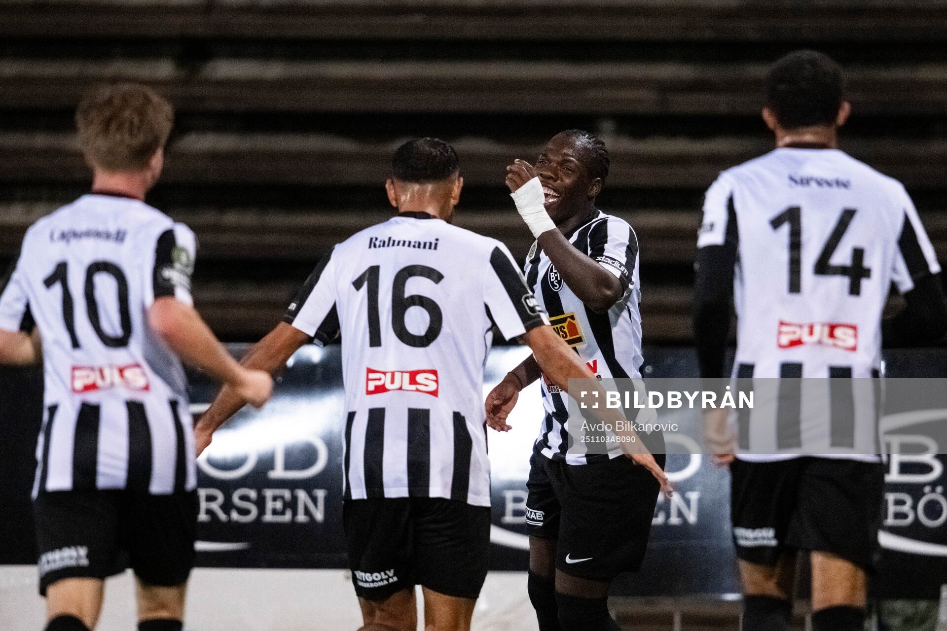 Landskronas Xavier Odhiambo jublar