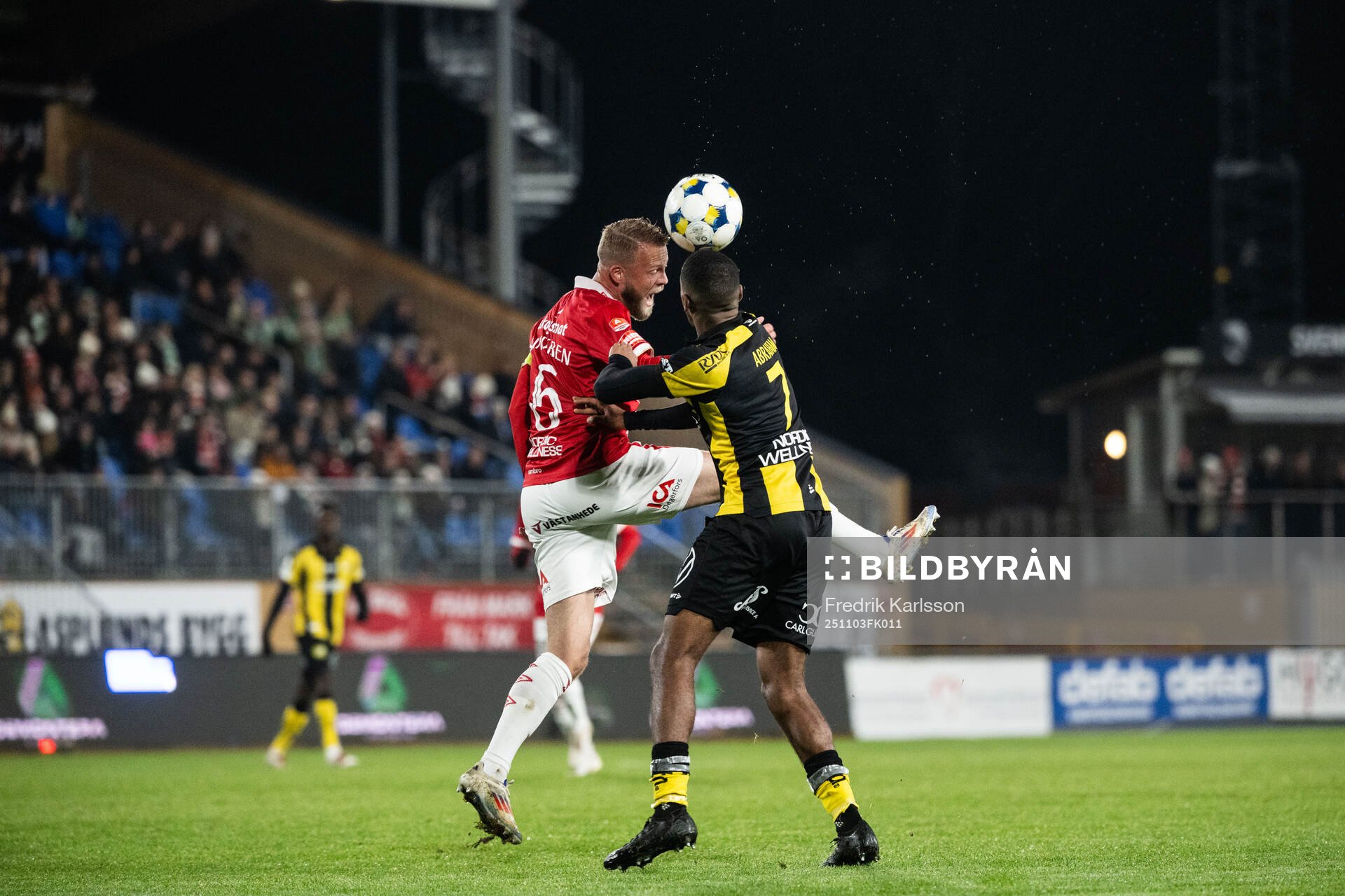 Degerfors Daniel Sundgren och Hammarbys Paulos Abraham