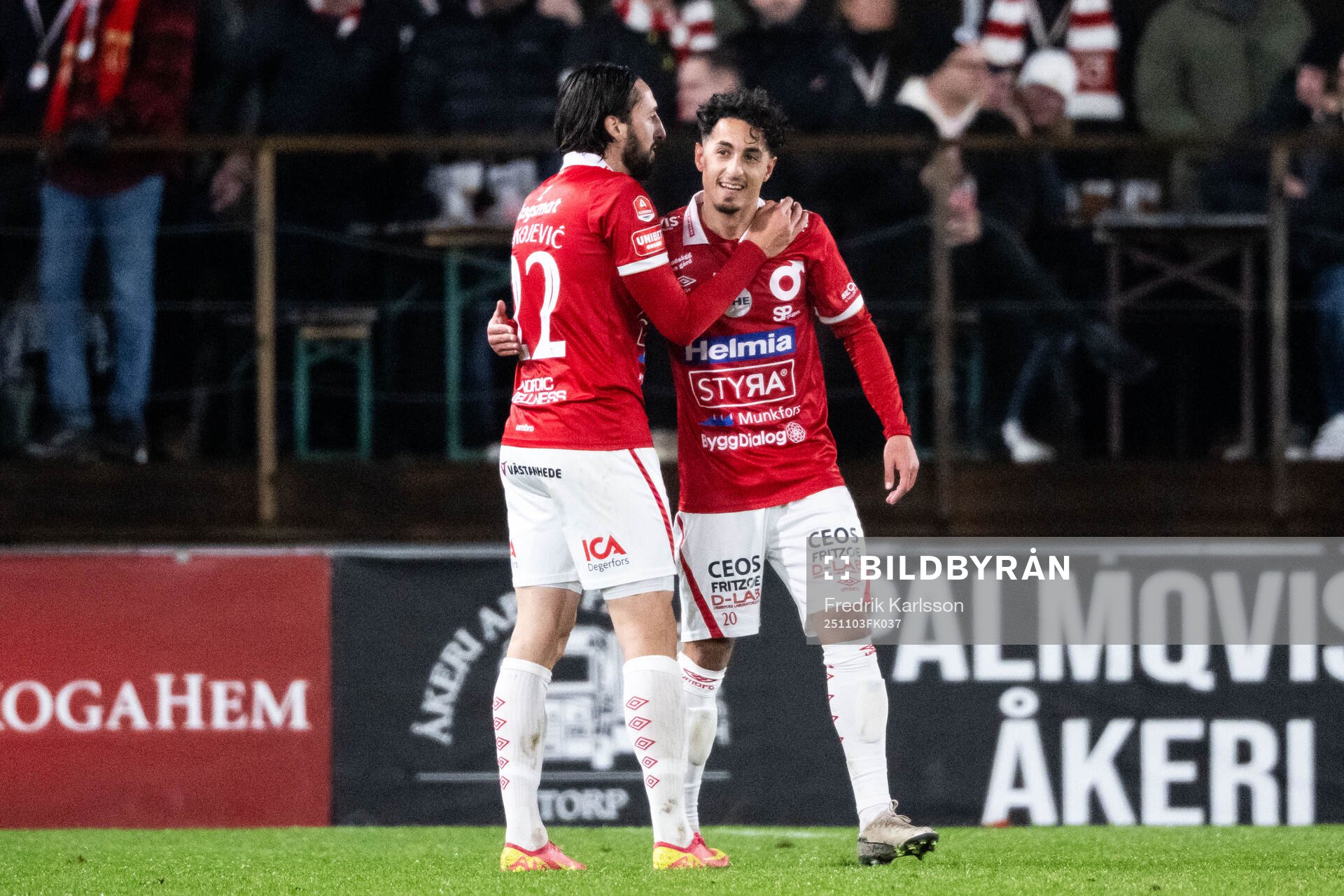 Degerfors Dijan Vukojevic och Elias Barsoum jublar