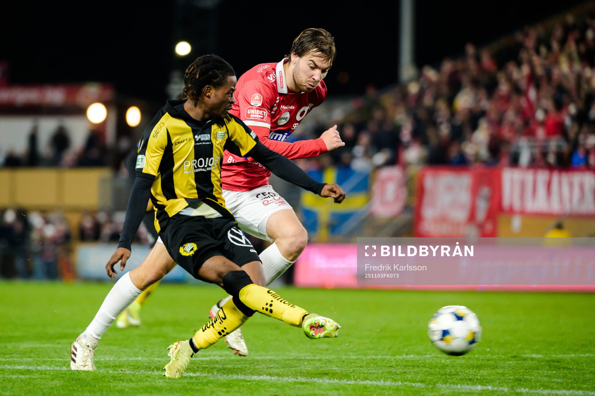 Hammarbys Moise Elohim Victoire Kabore och Degerfors Juhani