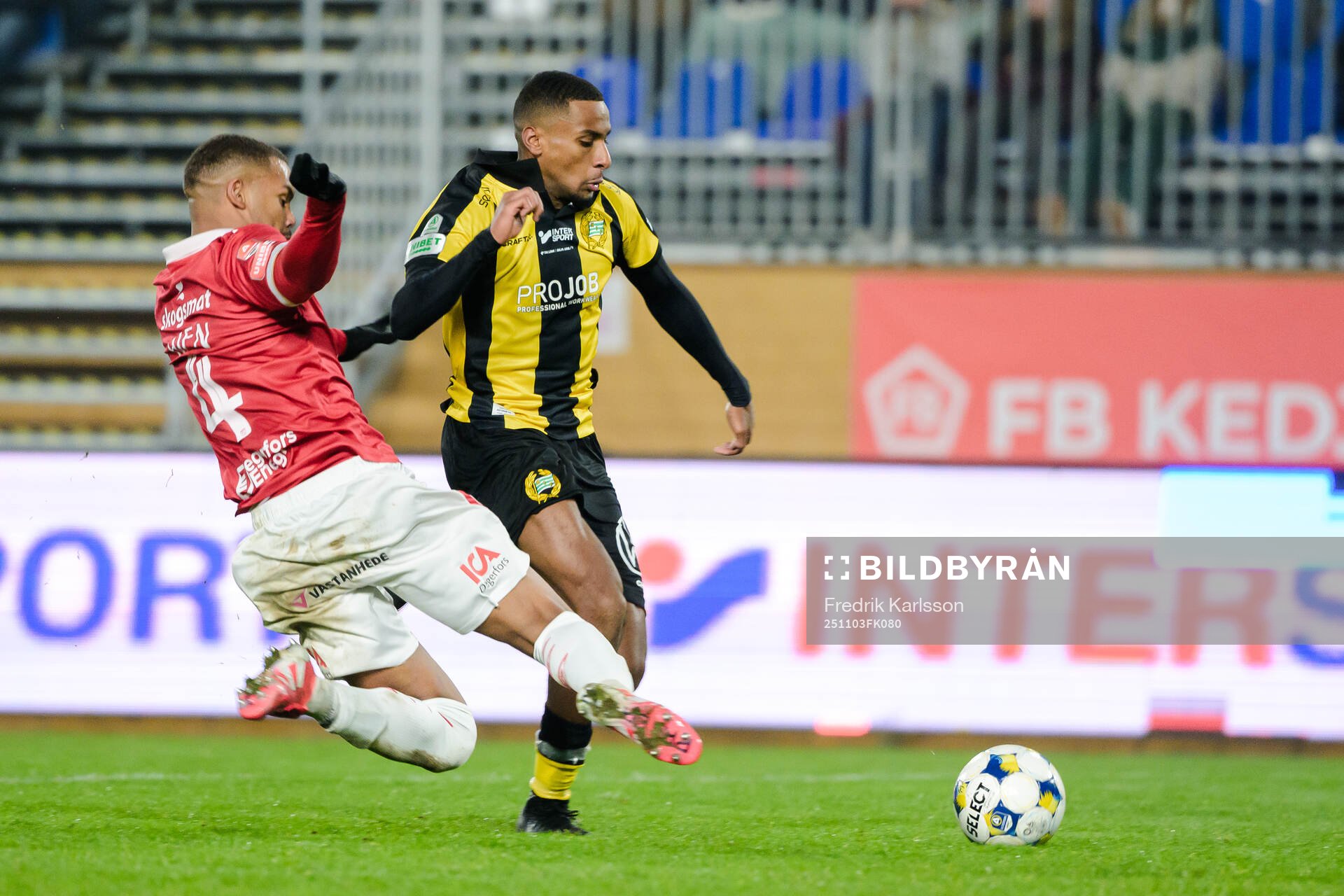 Degerfors Leon Hien och Hammarbys Paulos Abraham