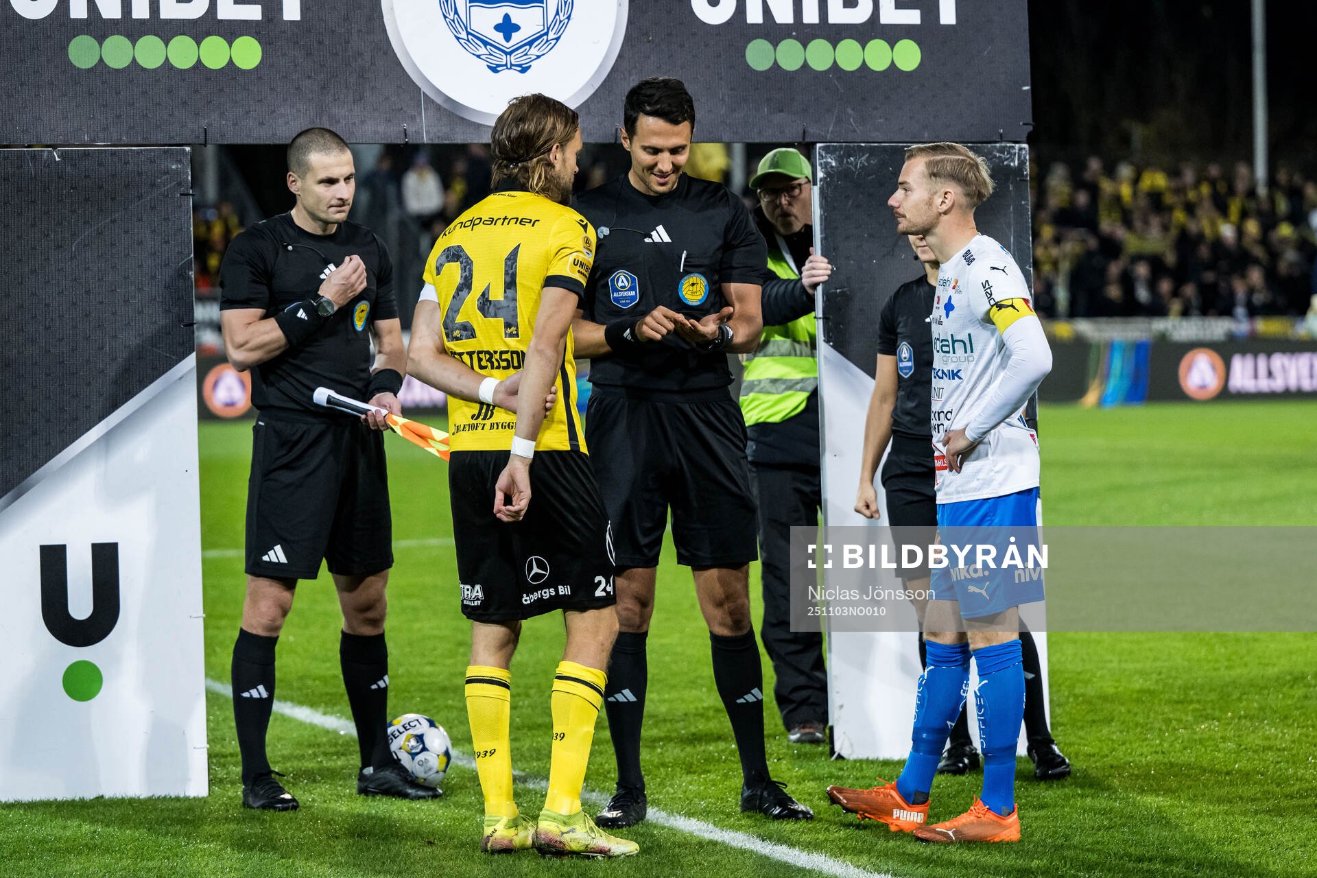 Mjällbys Tom Pettersson och Värnamos Freddy Winsth