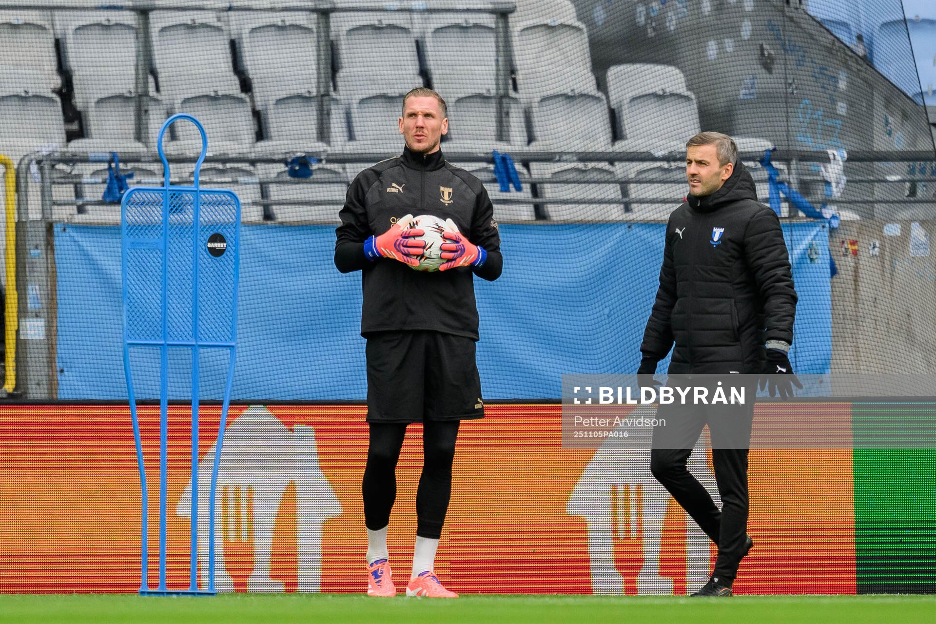 Goalkeeper Robin Olsen and goalkeeper coach Zlatan Azinovic