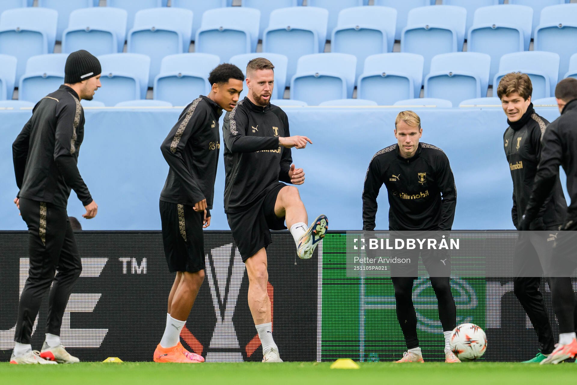 Pontus Jansson and Oscar Lewicki