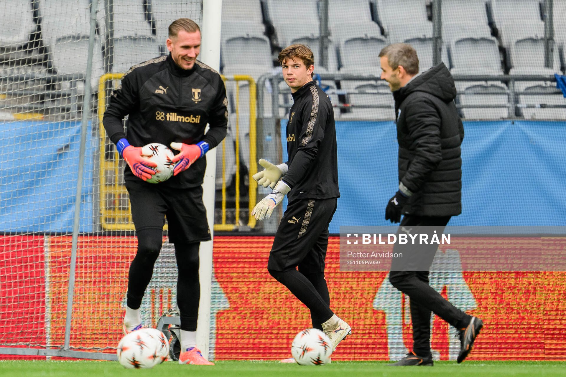 Goalkeeper Robin Olsen, goalkeeper Melker Ellborg and