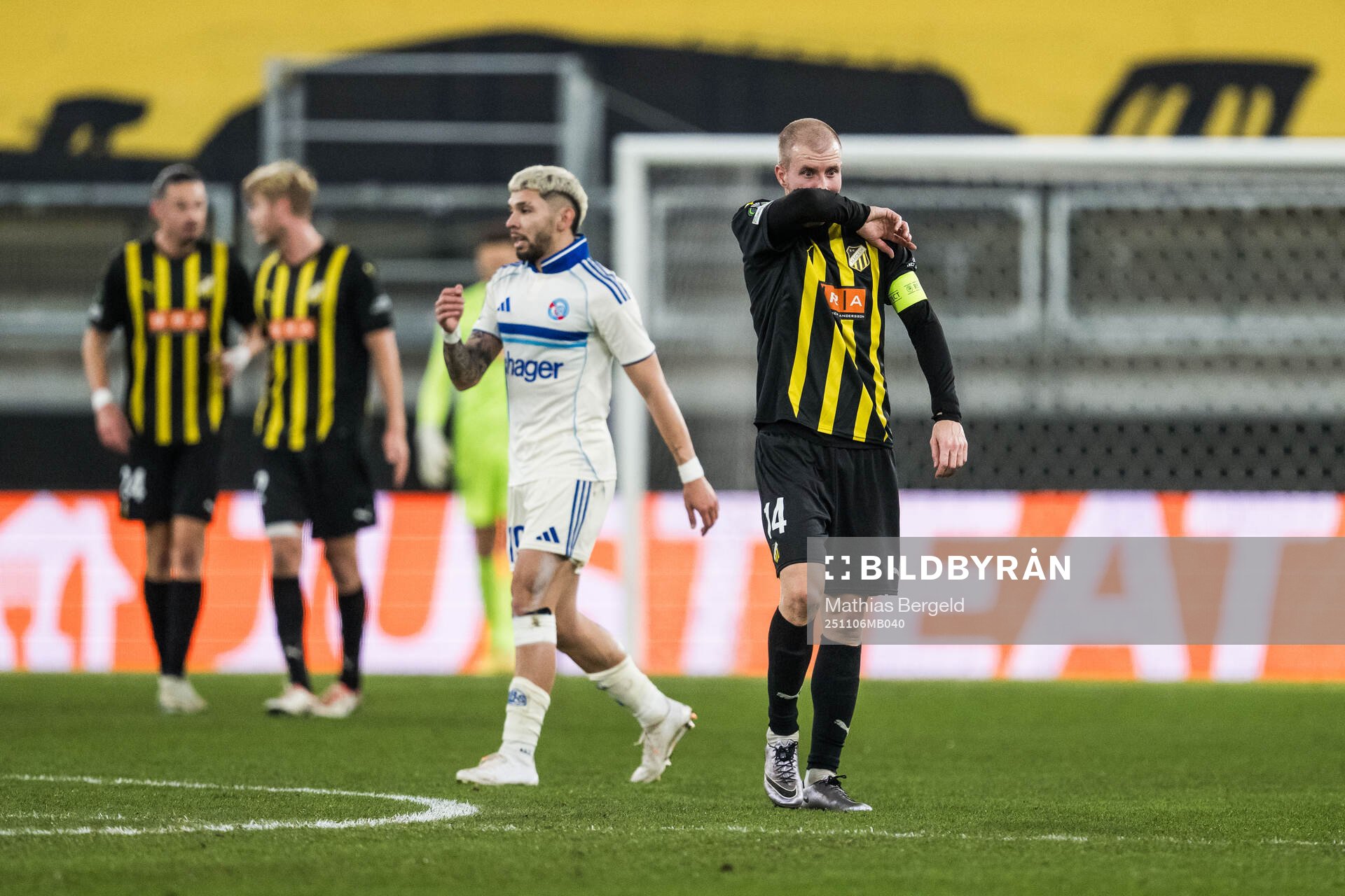 Simon Gustafson of Häcken looks dejected