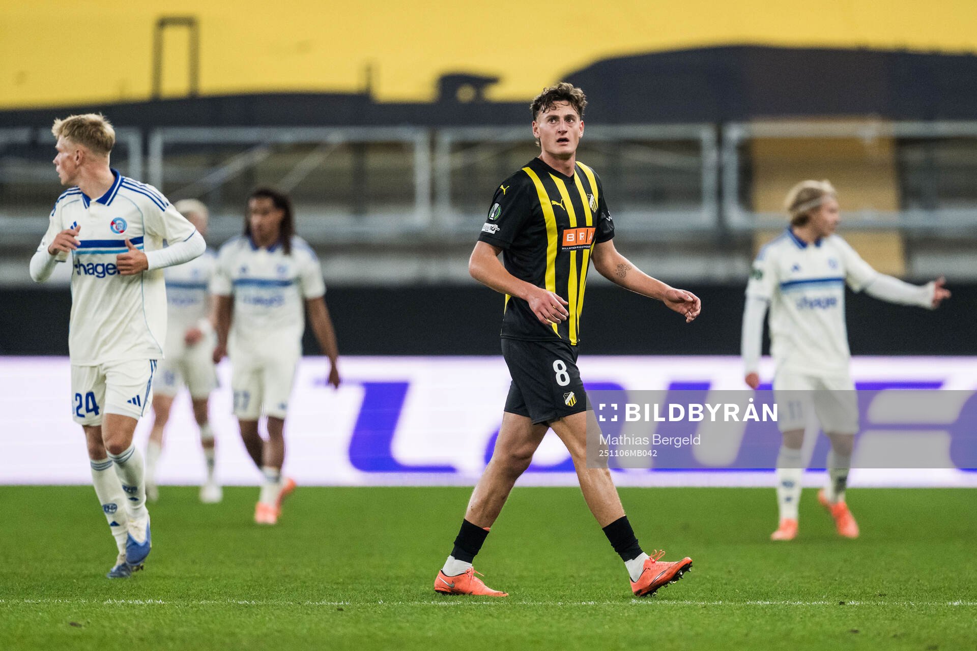 Silas Andersen of Häcken looks dejected