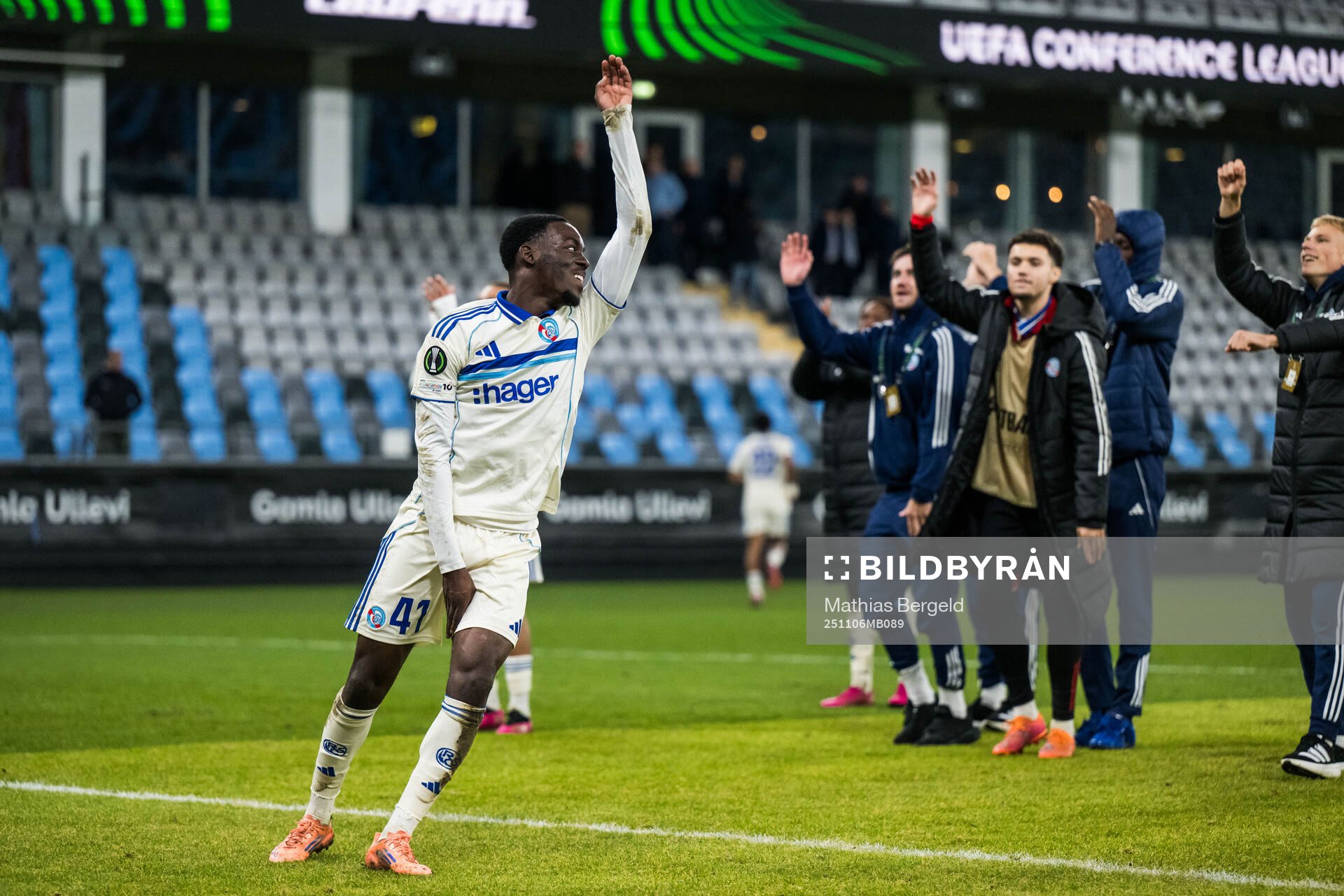Rabby Nzingoula of Strasbourg celebrates