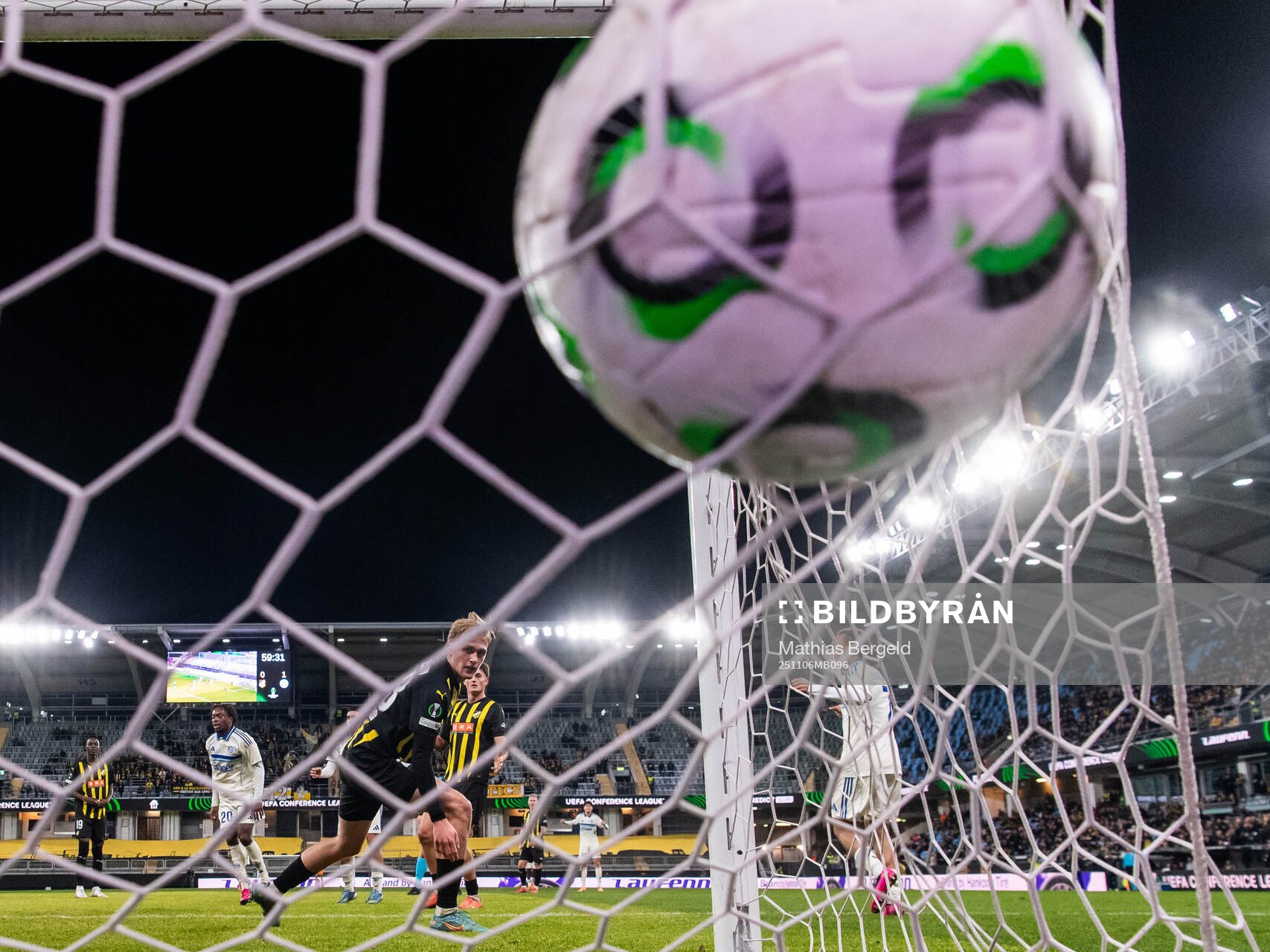 Filip Helander of Häcken and Sebastian Nanasi of